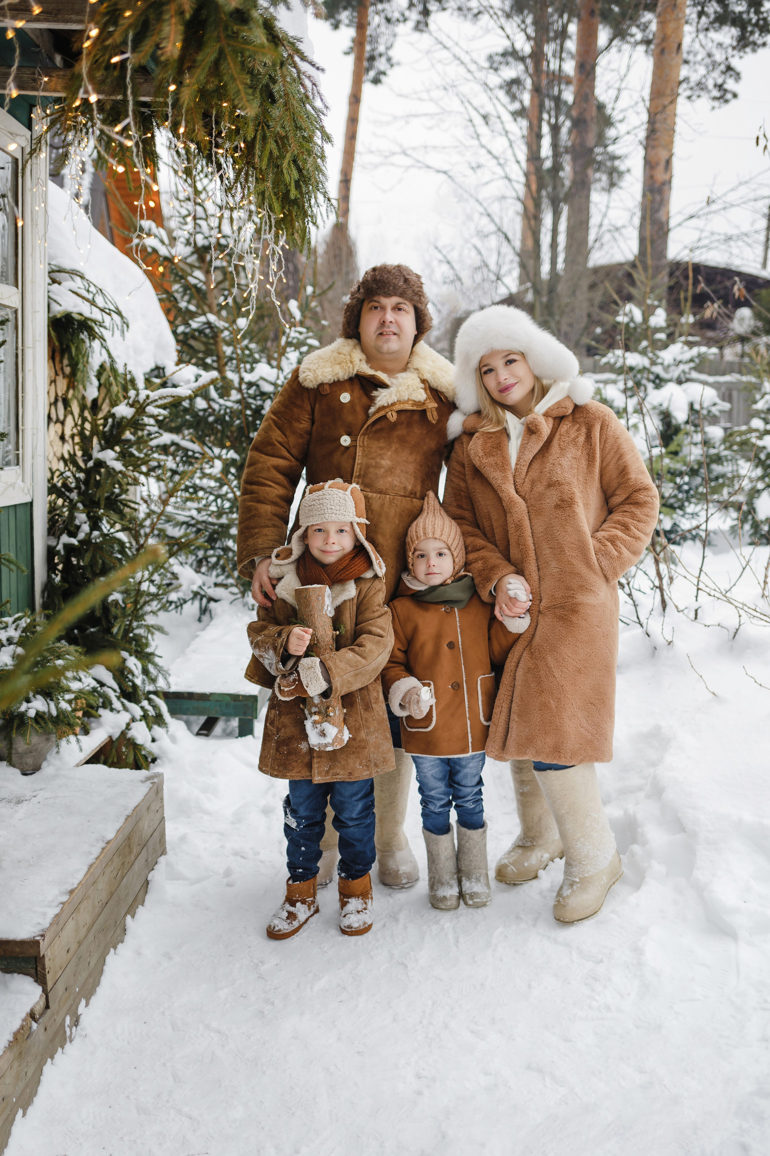 Анатолий, Ирина, Мирослав, Арина. Семейный фотограф Николаева Ольга