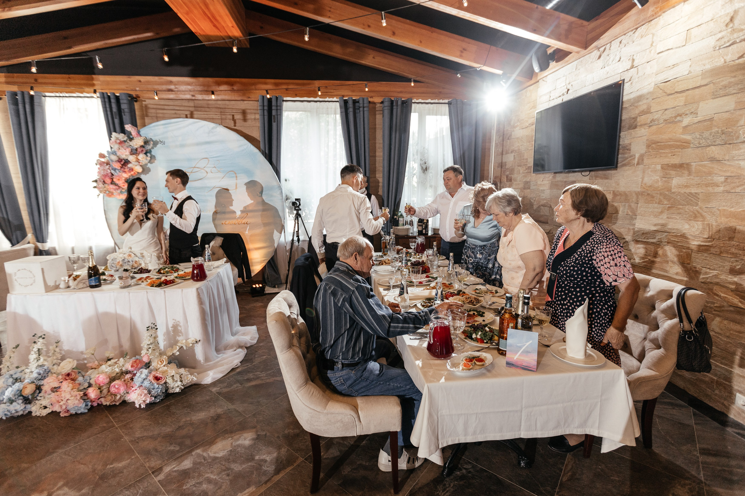 Свадебный фотограф Уфа — Руслан ГабдлисламовЖивые эмоции, красивые кадры, воспоминания на всю жизнь.Работаю по всей Республике Башкортоста. Свадебный фотограф Уфа Руслан Габдлисламов