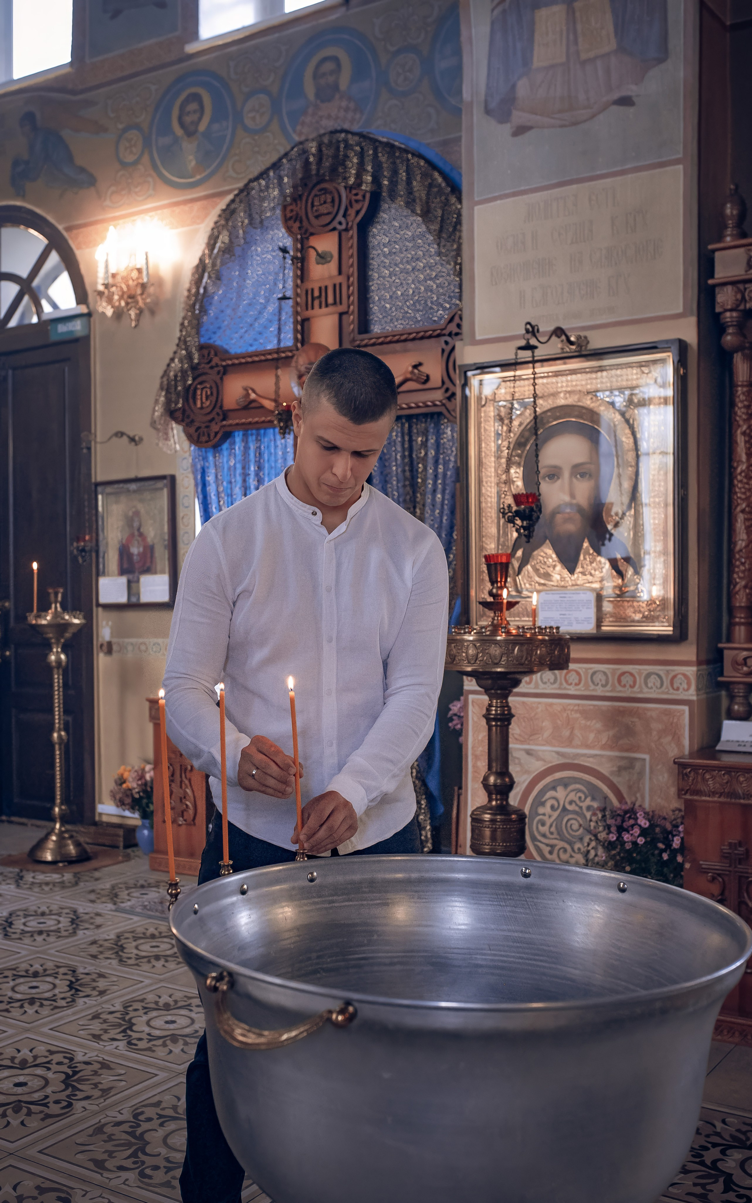 Крещение Мирона в Веденском хаме Березовка. Фотографы крещения/венчания  Красноярск Татьяна и Вячеслав Переваловы