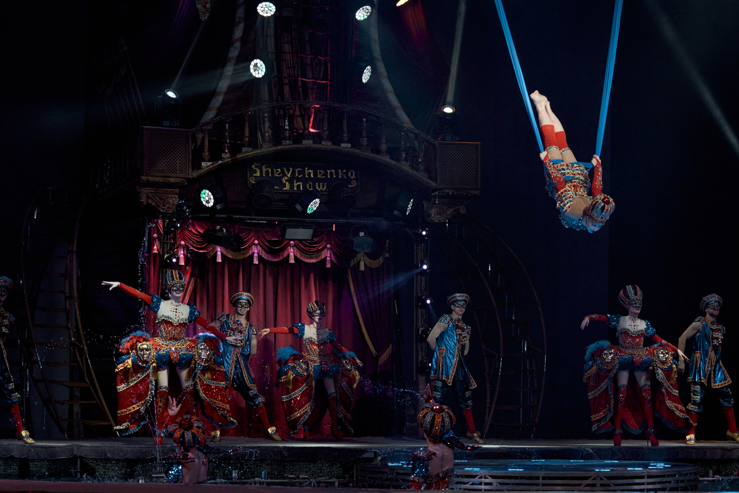 Цирк «На воде». Фотограф