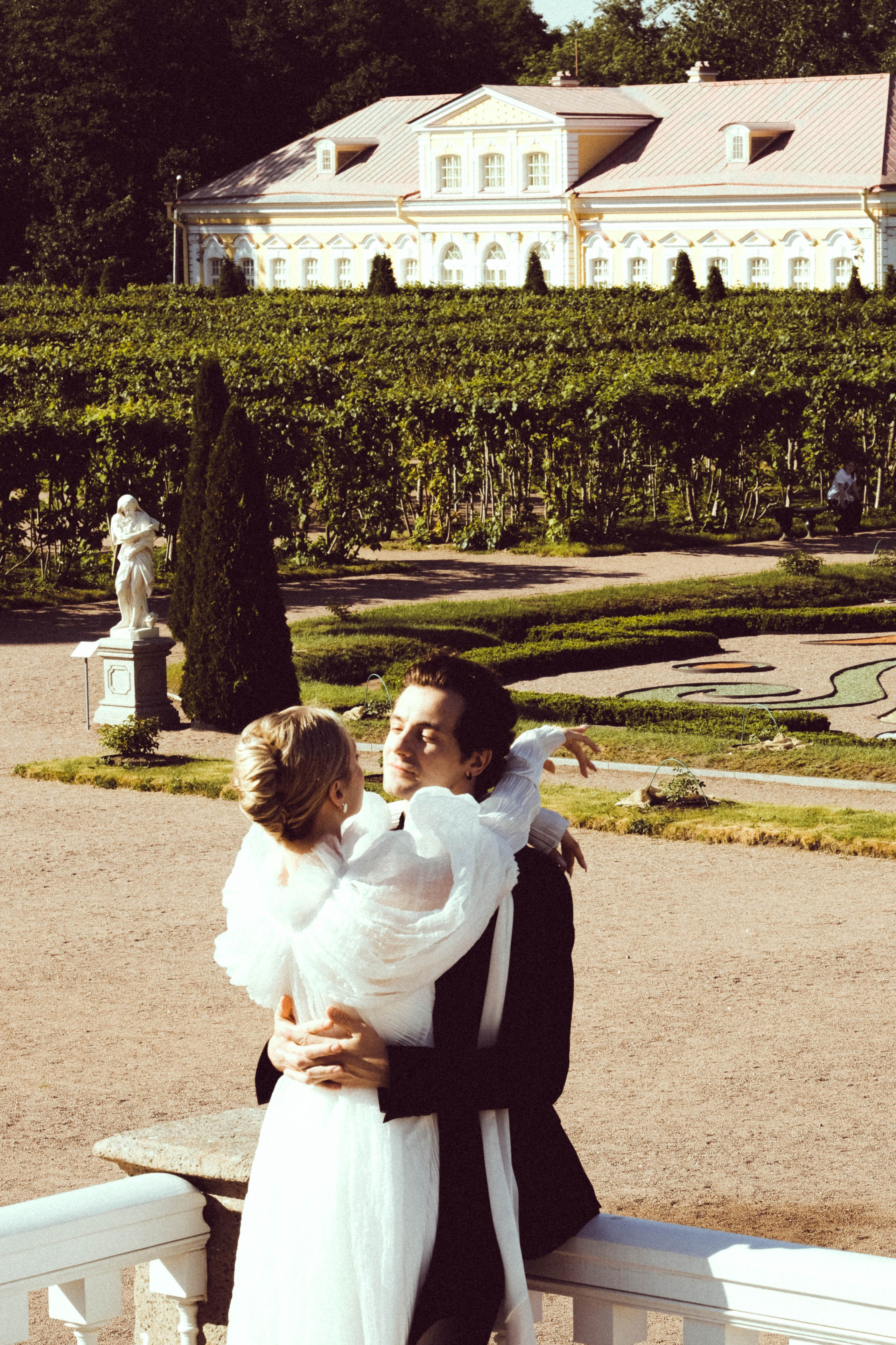 СВАДЕБНАЯ СЬЕМКА В ПАРКЕ ОРАНИЕНБАУМ. Профессиональный фотограф, Санкт-Петербург — Виктория Богомолова