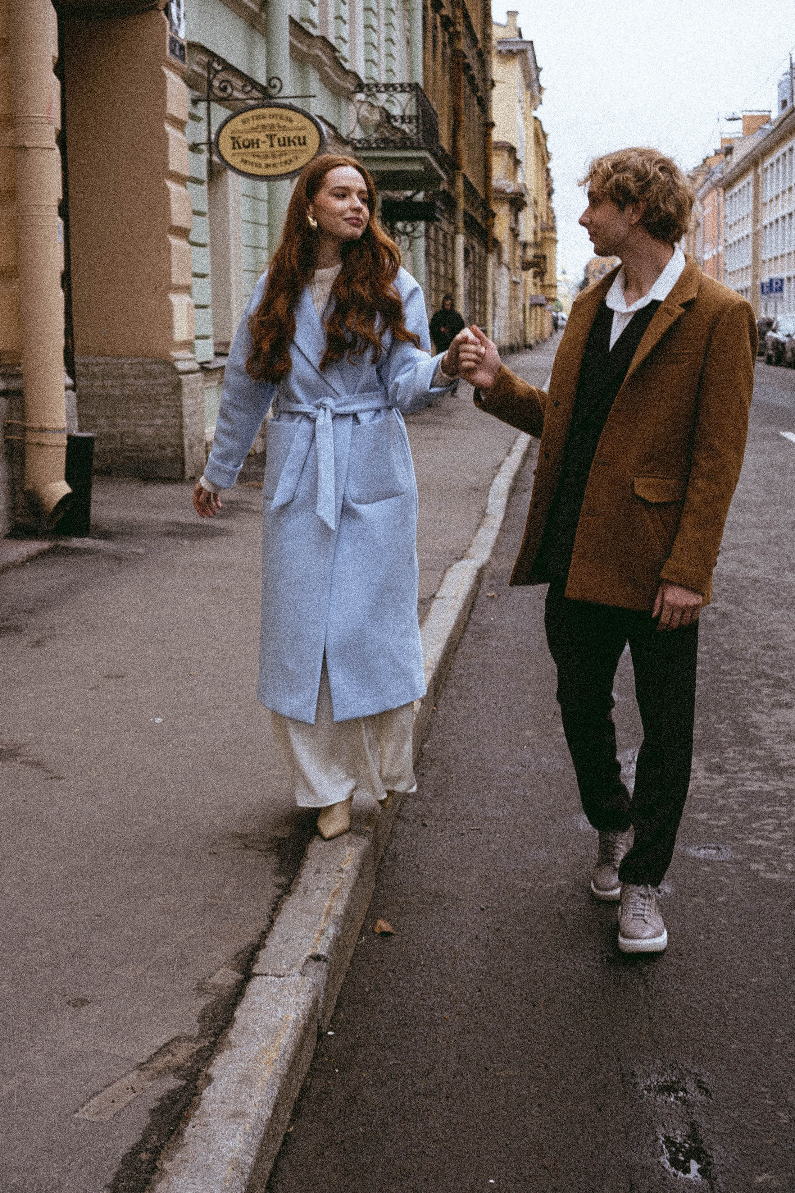 СВАДЕБНАЯ ПРОГУЛКА ПО ПЕТРОГРАДКЕ ВЕСНОЙ (ФОТОСЕССИИЯ ПАРЫ СВАДЕБНАЯ). Профессиональный фотограф, Санкт-Петербург — Виктория Богомолова