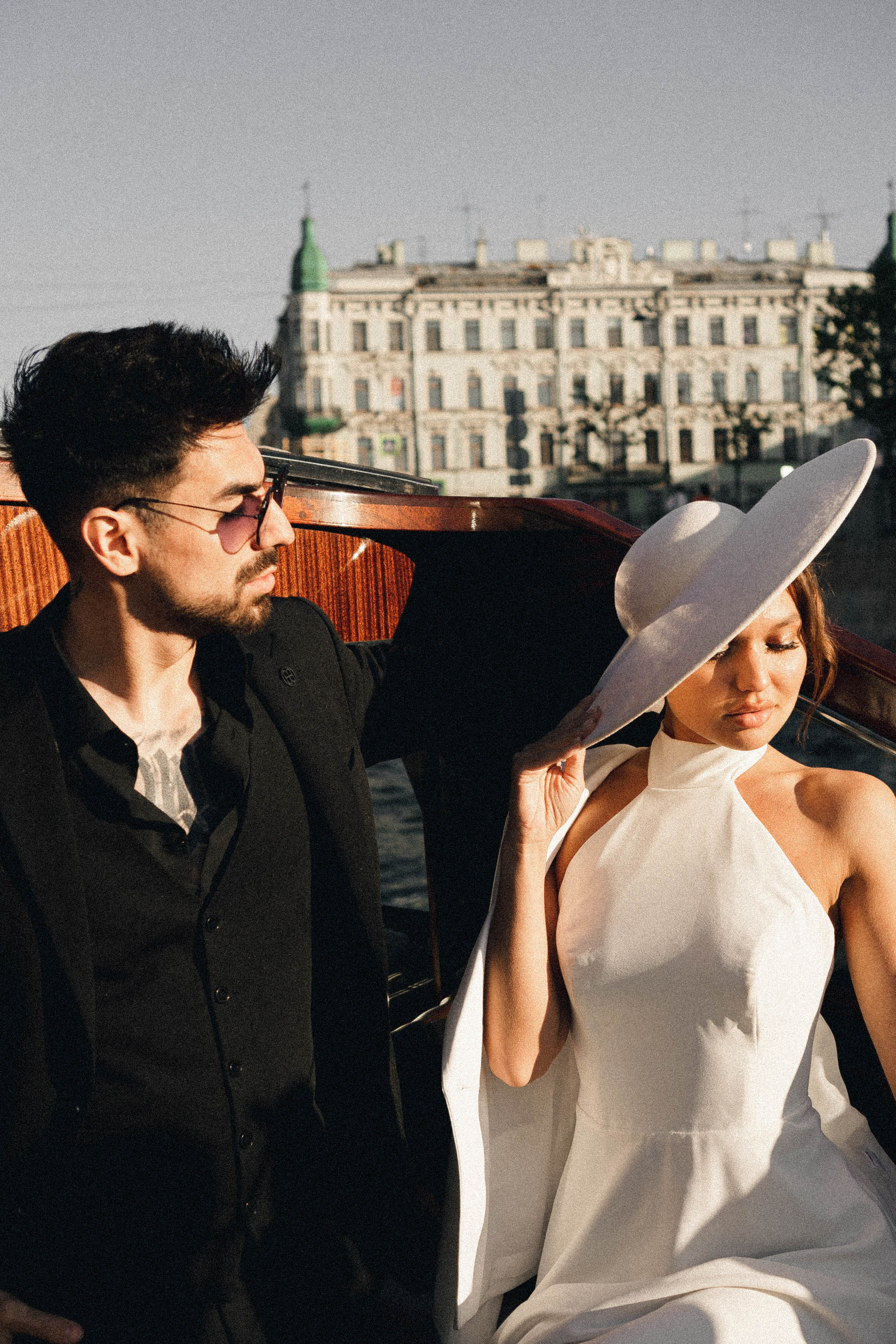 СВАДЕНБНАЯ СЬЕМКА НА КАТЕРЕ ПО КАНАЛАМ САНКТ-ПЕТЕРБУРГА И В АКВАТОРИИ НЕВЫ. Профессиональный фотограф, Санкт-Петербург — Виктория Богомолова