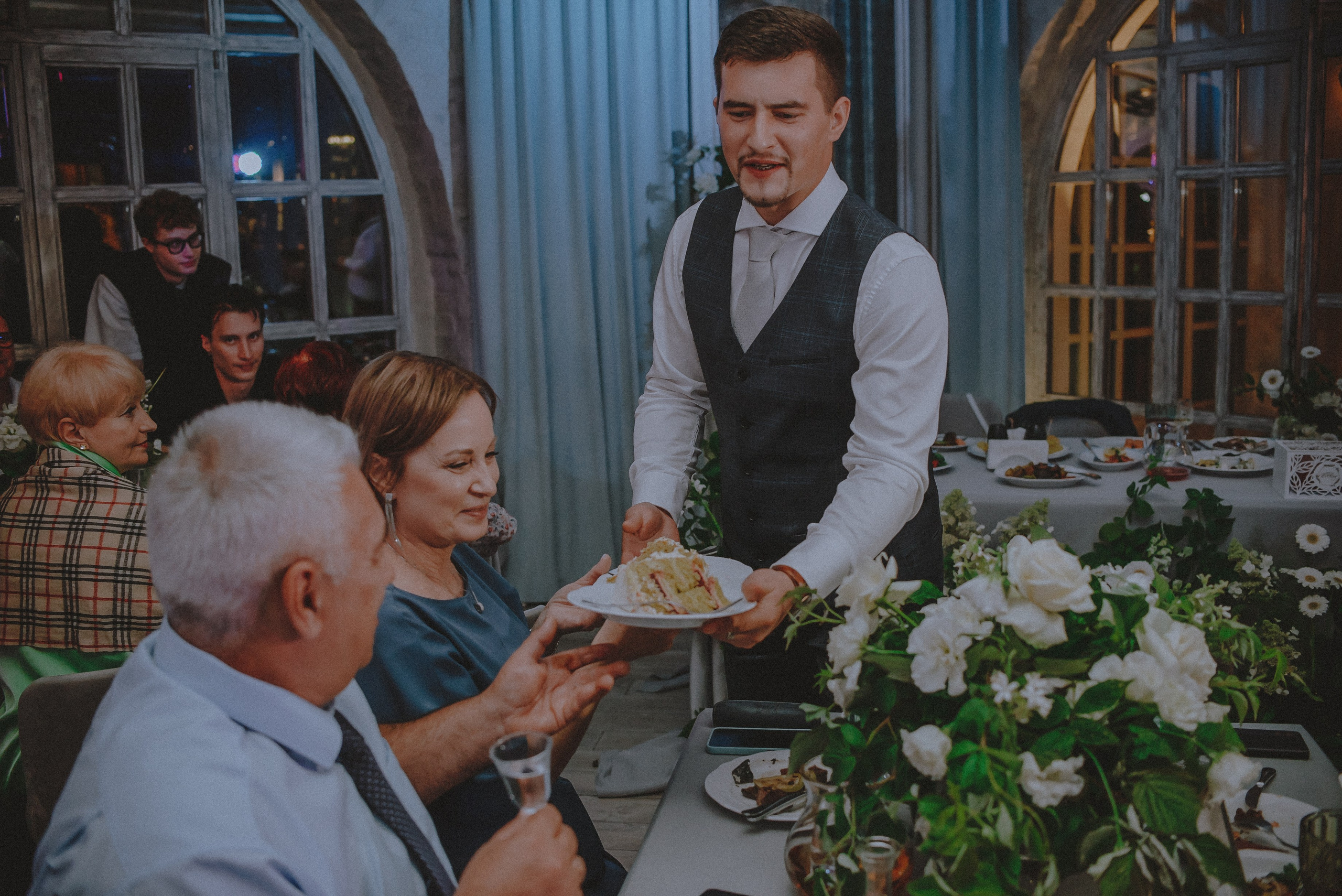 Love.com: Главная страница нашего счастья. Свадебный и семейный фотограф в Москве Сажина Кристина КиМ. Свадебный оператор в Москве Сажин Максим