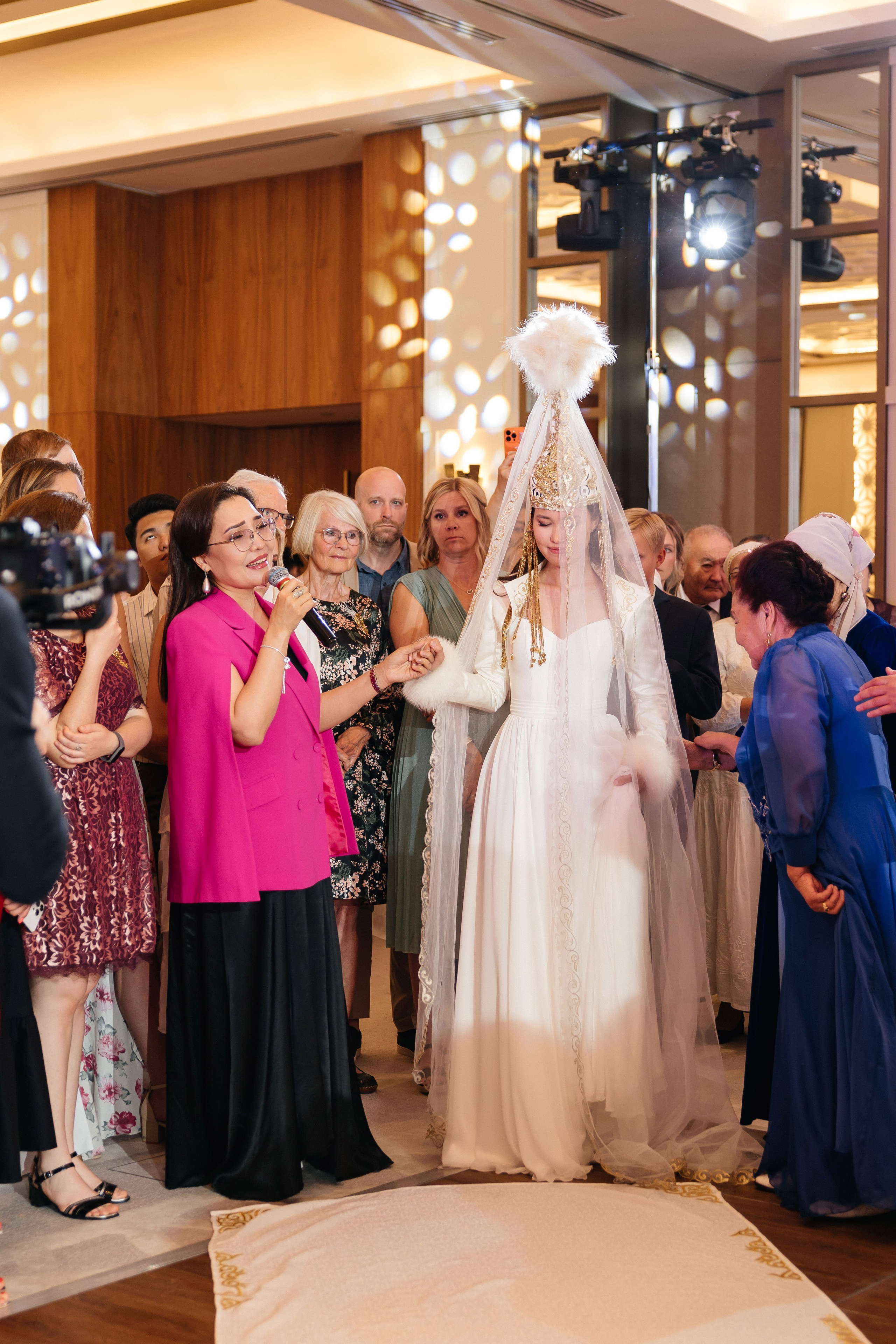 Alina Uzatu. Профессиональный фотограф в городе Астана/Алматы Даурен Сембаев