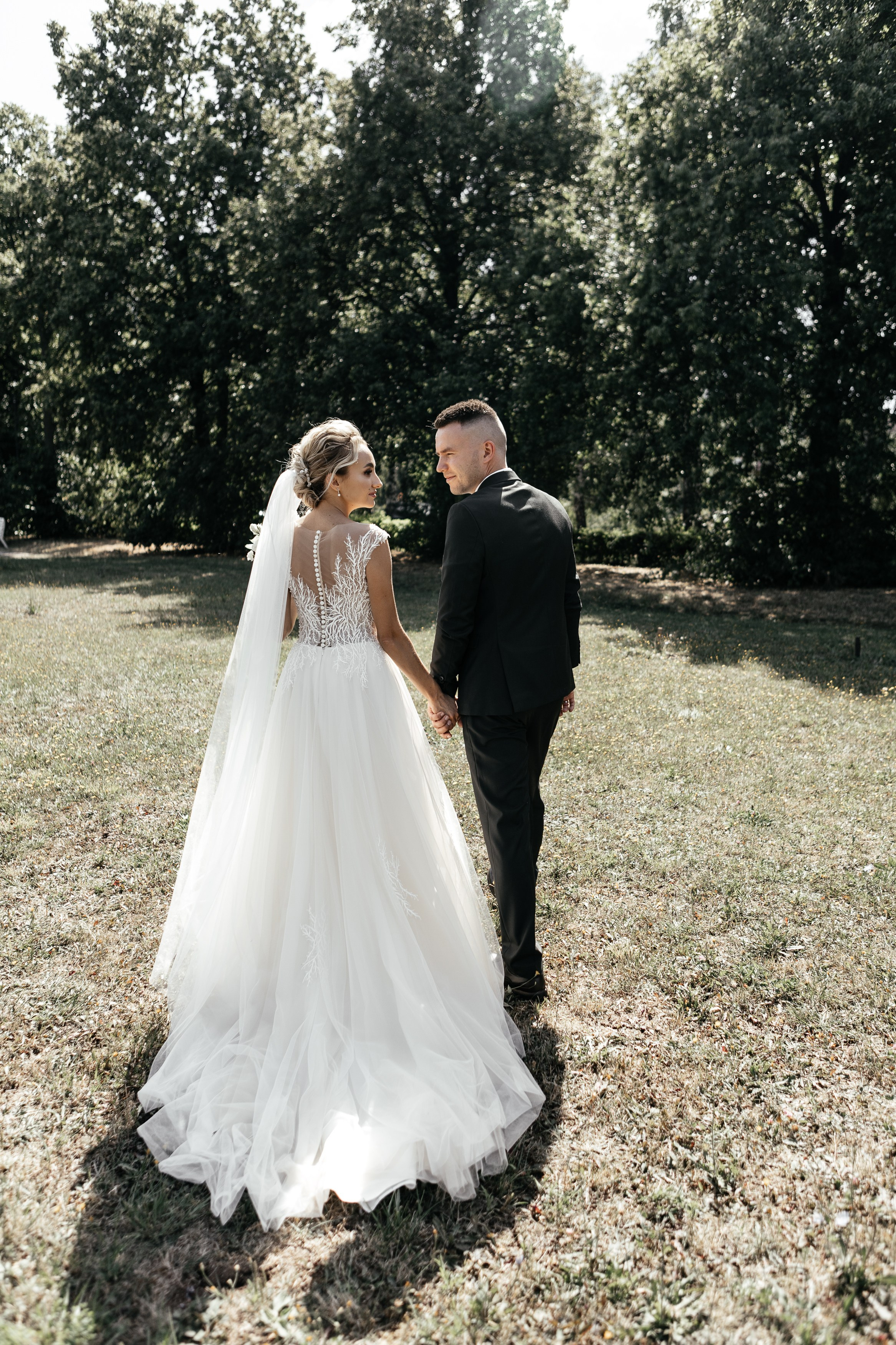 Свадебный фотограф Уфа — Руслан ГабдлисламовЖивые эмоции, красивые кадры, воспоминания на всю жизнь.Работаю по всей Республике Башкортоста. Свадебный фотограф Уфа Руслан Габдлисламов