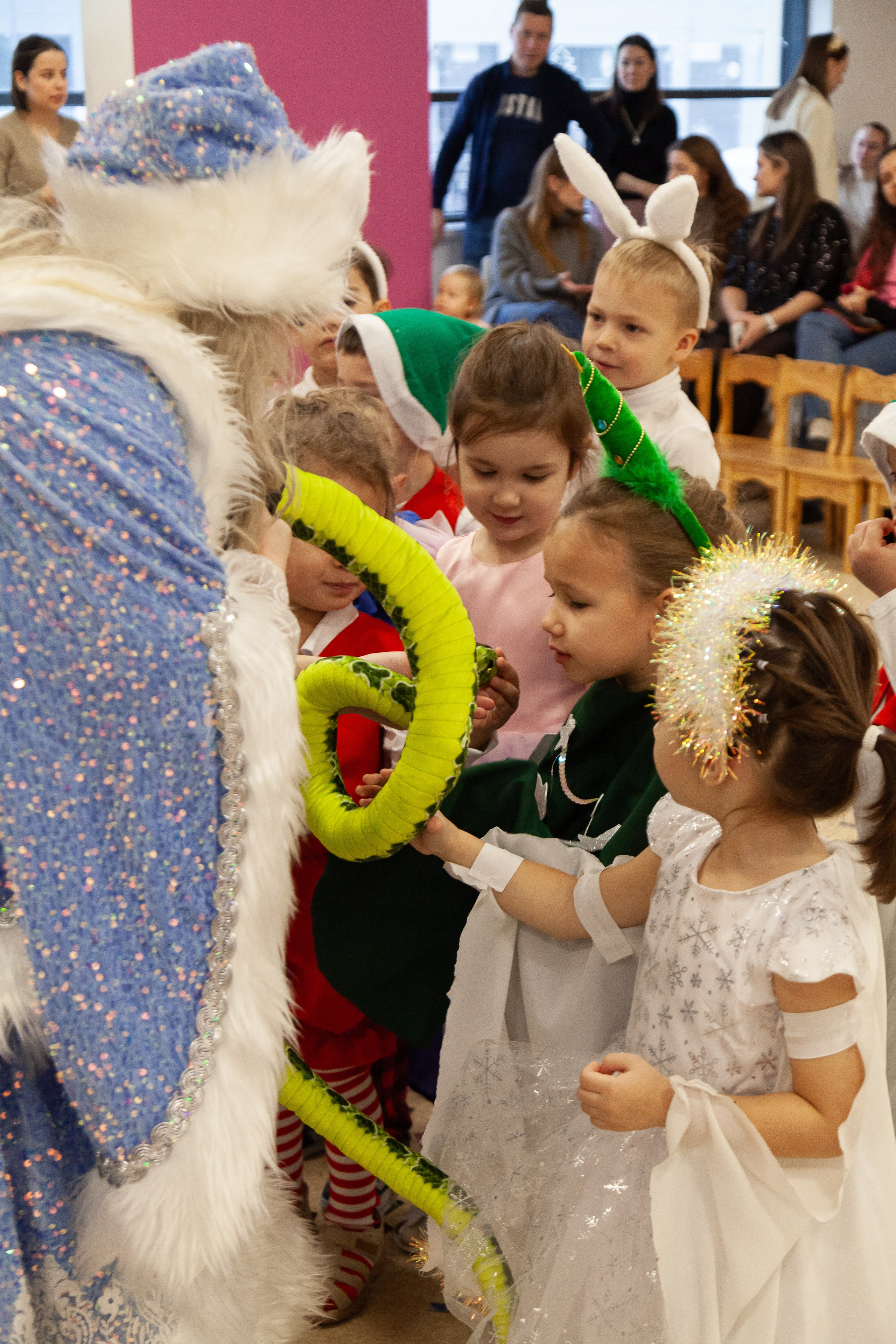 Новогодний утренник. 17.12.24. Профессиональное фото в Казани: от идеи до результата. Фотограф Яна Мур