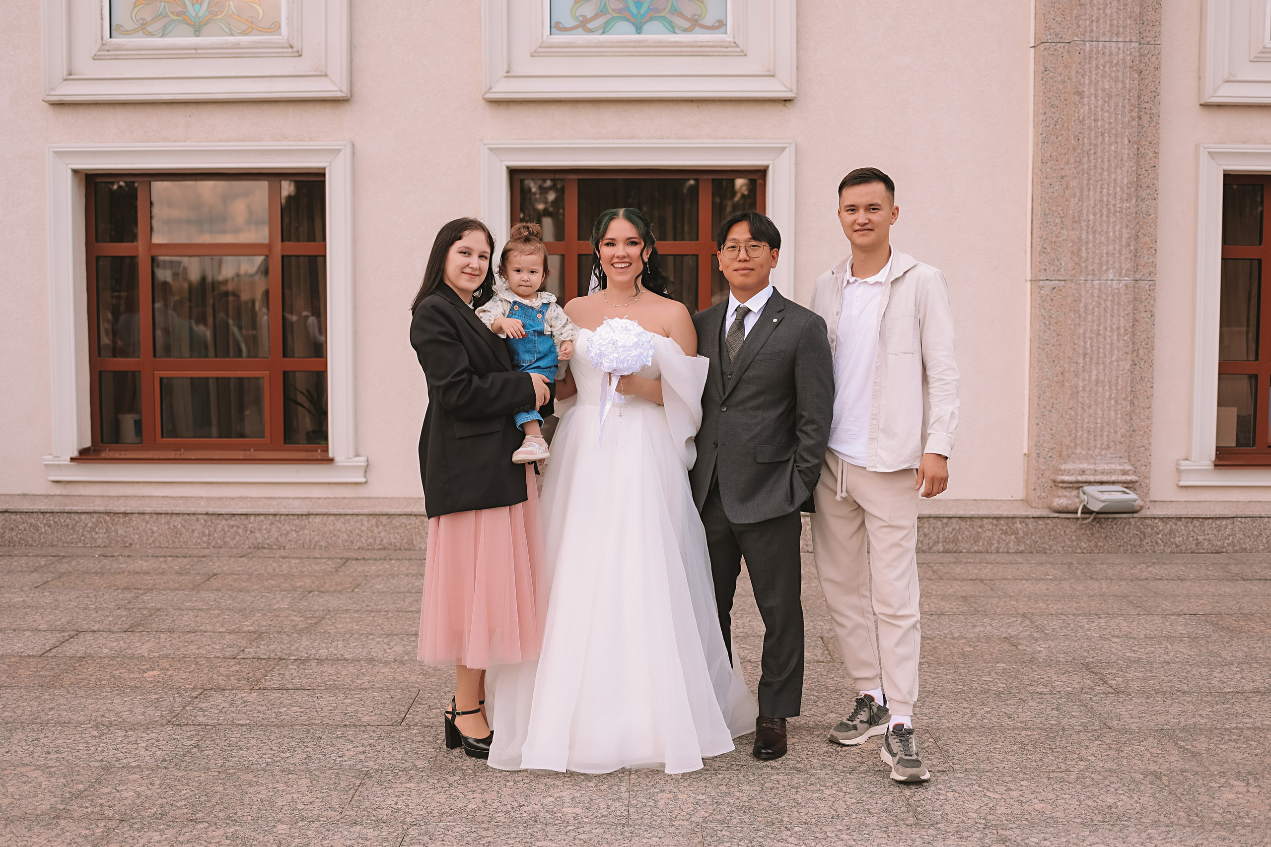 Айвазовский и парк дружбы народов. Семейный фотограф Тюмень, фотограф на роды Салмина Мария