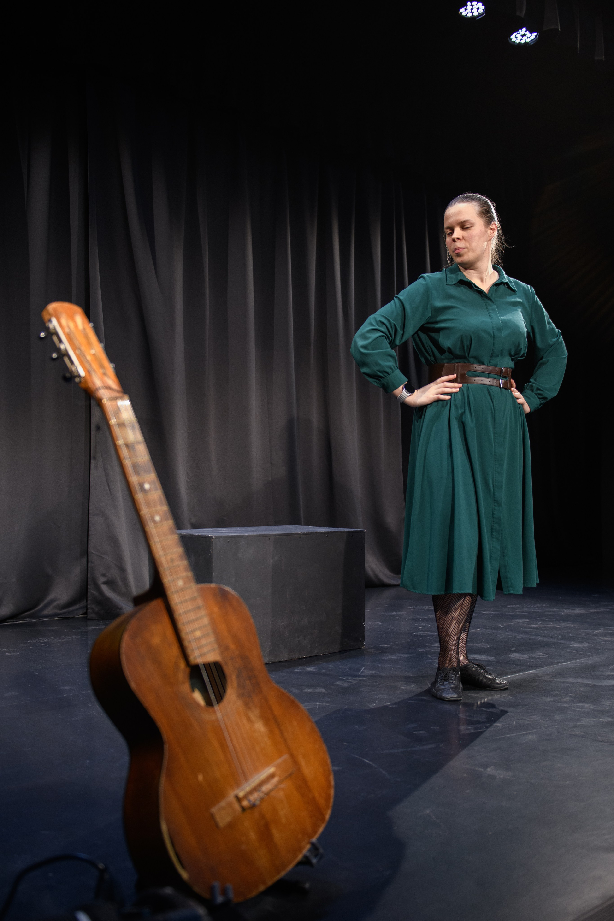 За нарисованным очагом. Организация и проведение фотосъемок в Санкт-Петербурге. Фотограф Смирягин Илья