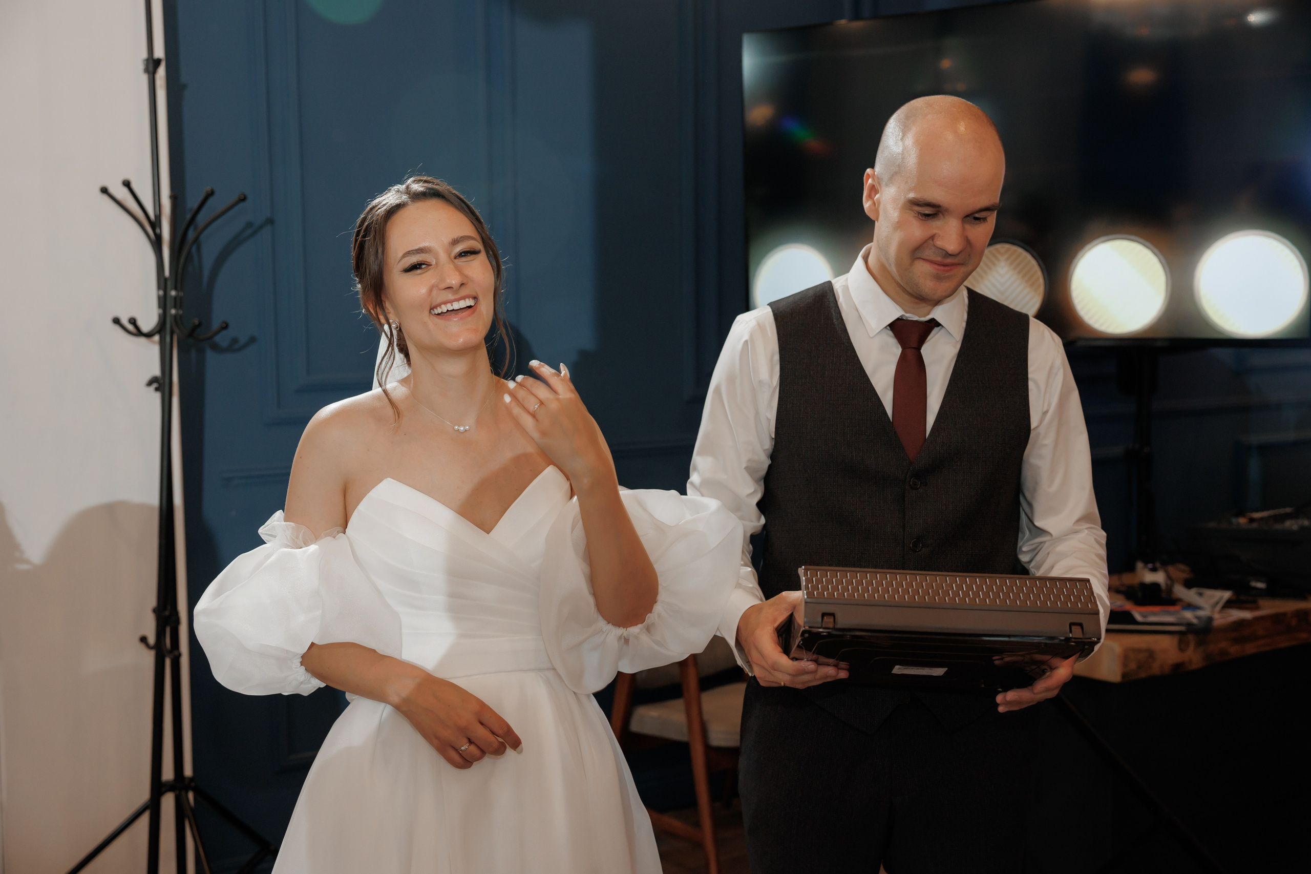 Полина и Дмитрий, загородный клуб «Барин», ЗАГС в г. Пушкино. Свадебный и репортажный фотограф (Москва, Королев и другие)