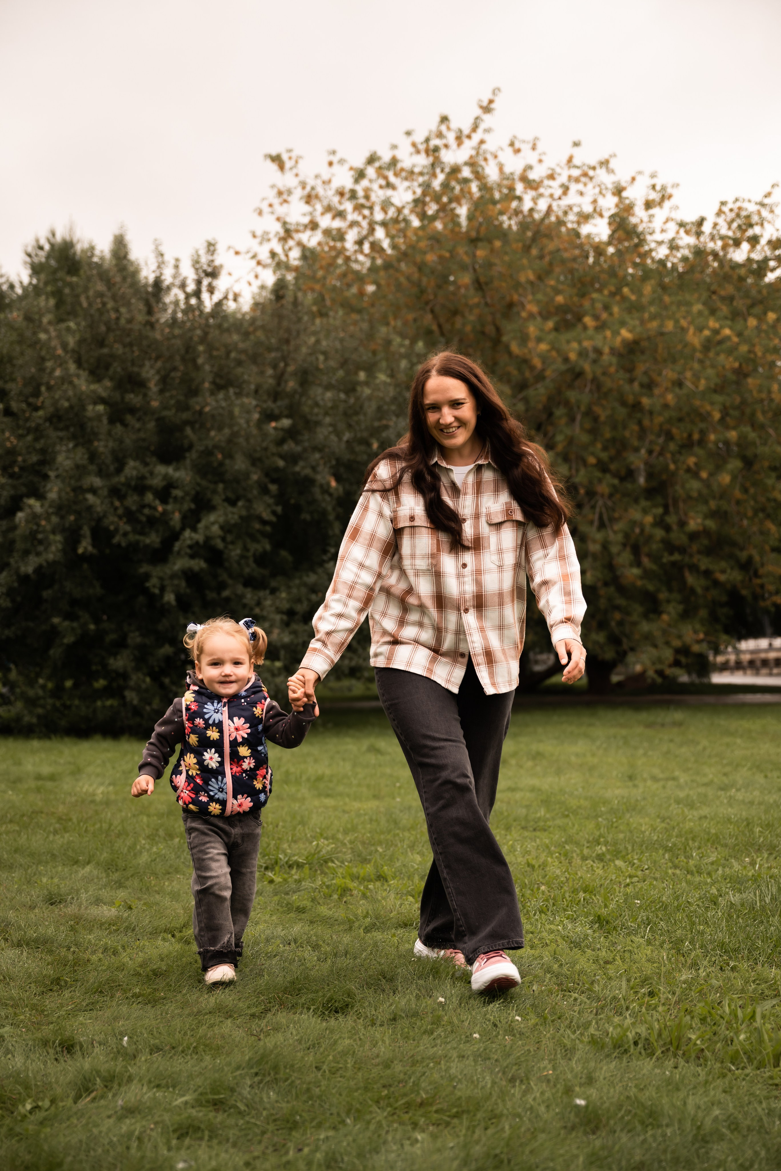 Прогулка у Останкино. Фотограф Ксения Огородова портфолио