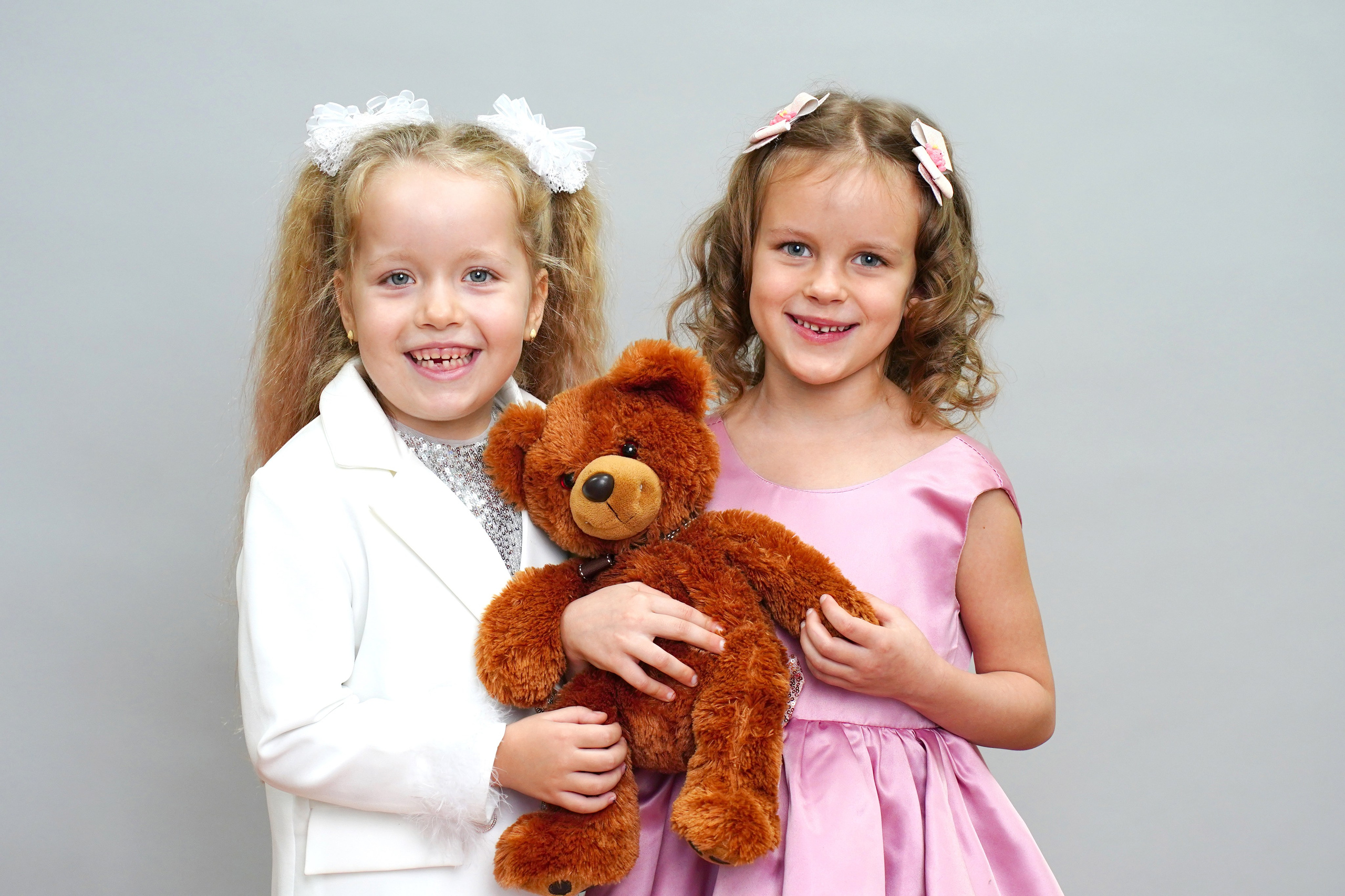 Мелкие группы. MEMENTO.Выпускные альбомы, школьные, юбилейные и другие книги. Ростов-на-Дону