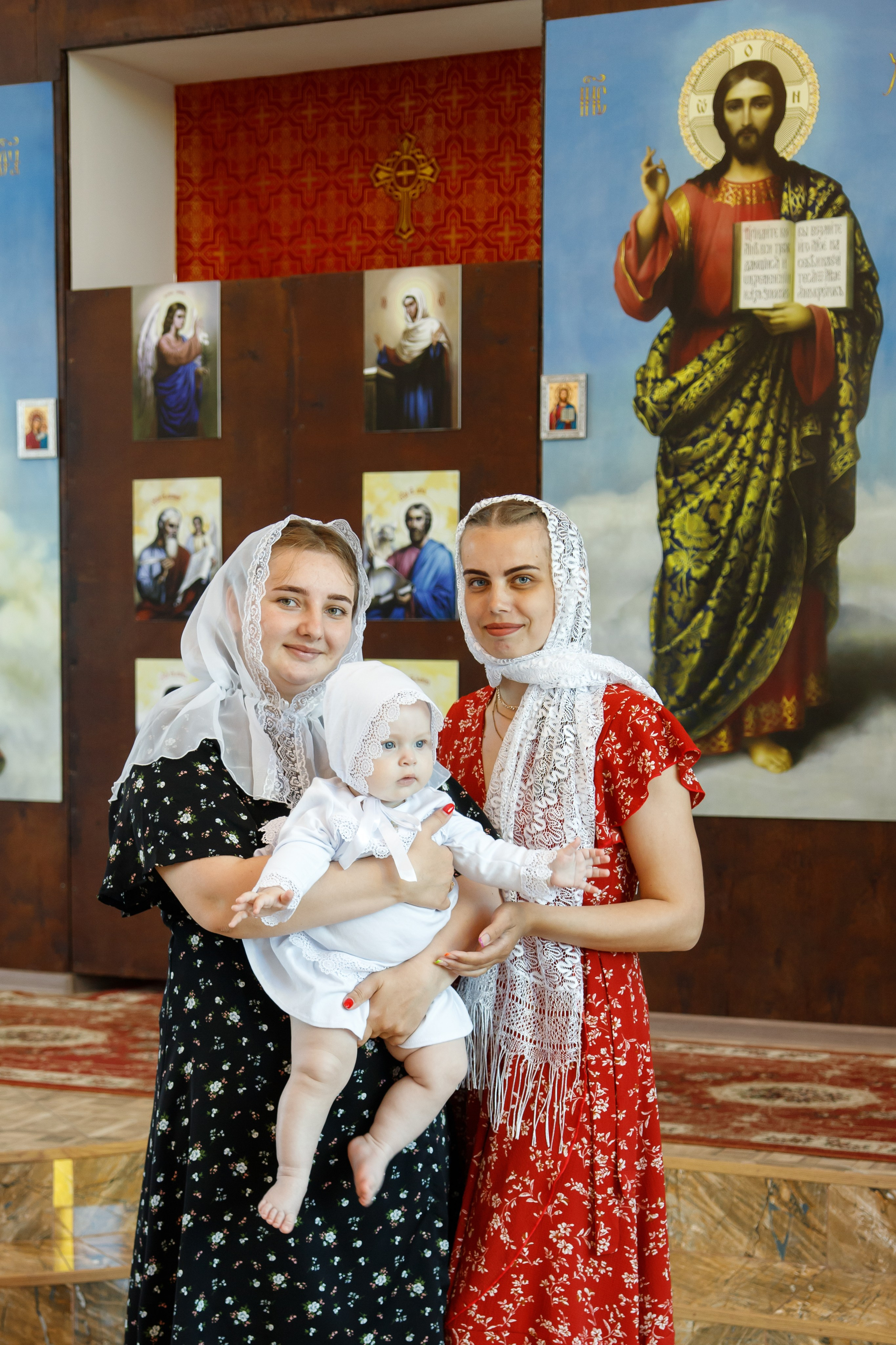 Таинство крещения Варвары. Свадебный фотограф Краснодар Марина Зверева