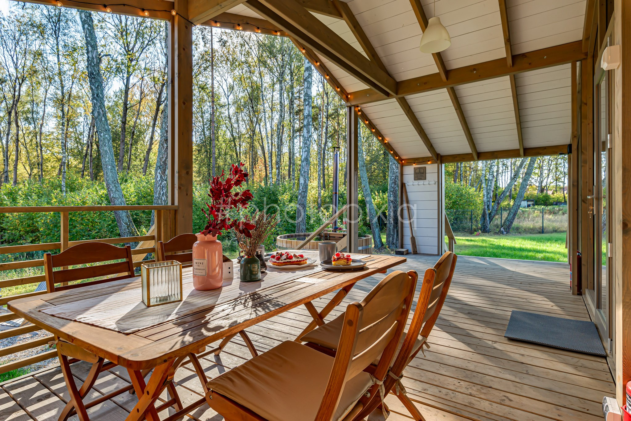 Съёмка загородного дома в КП Романовский Парк для сдачи в аренду. Интерьерная съёмка и виртуальные туры — Интерьерный фотограф Кузнецов Сергей (photopixiq)