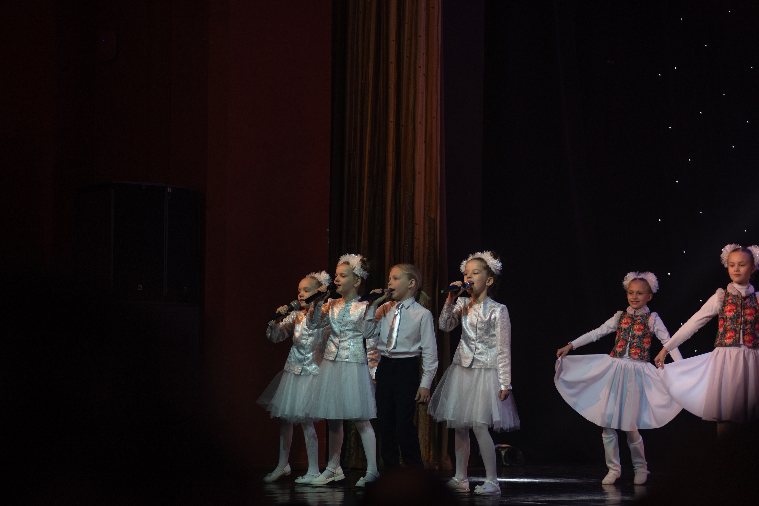 Отчетный концерт ДШИ «Гармония» «Зимняя гармония». Фотограф новорожденных, семейный детский в Тюмени Татьяна Морозова