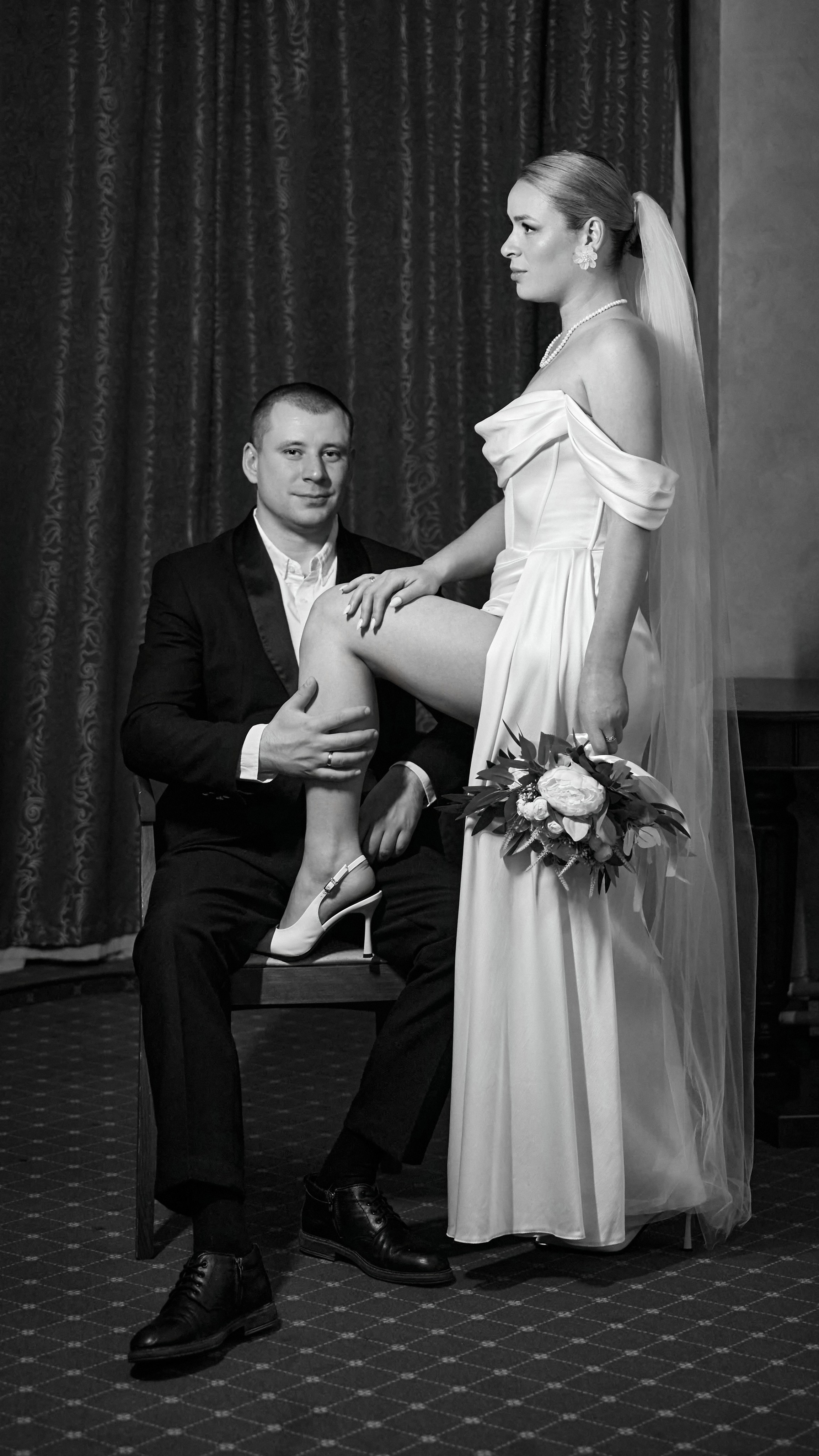 Утро невесты и свадебная фотосессия в гостинице