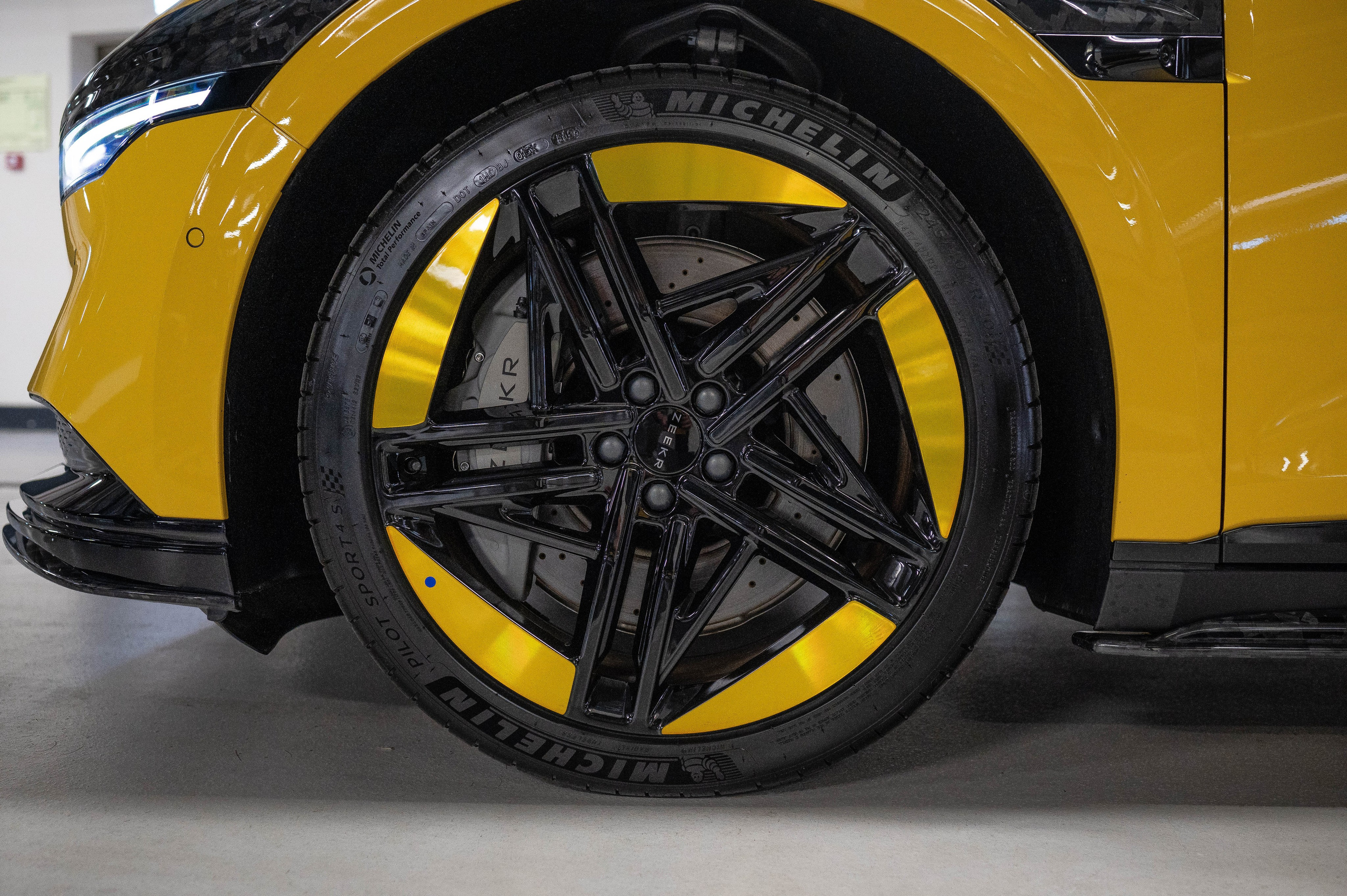 Zeekr 007. Автомобильный фотограф в Москве — Сидоров Дмитрий