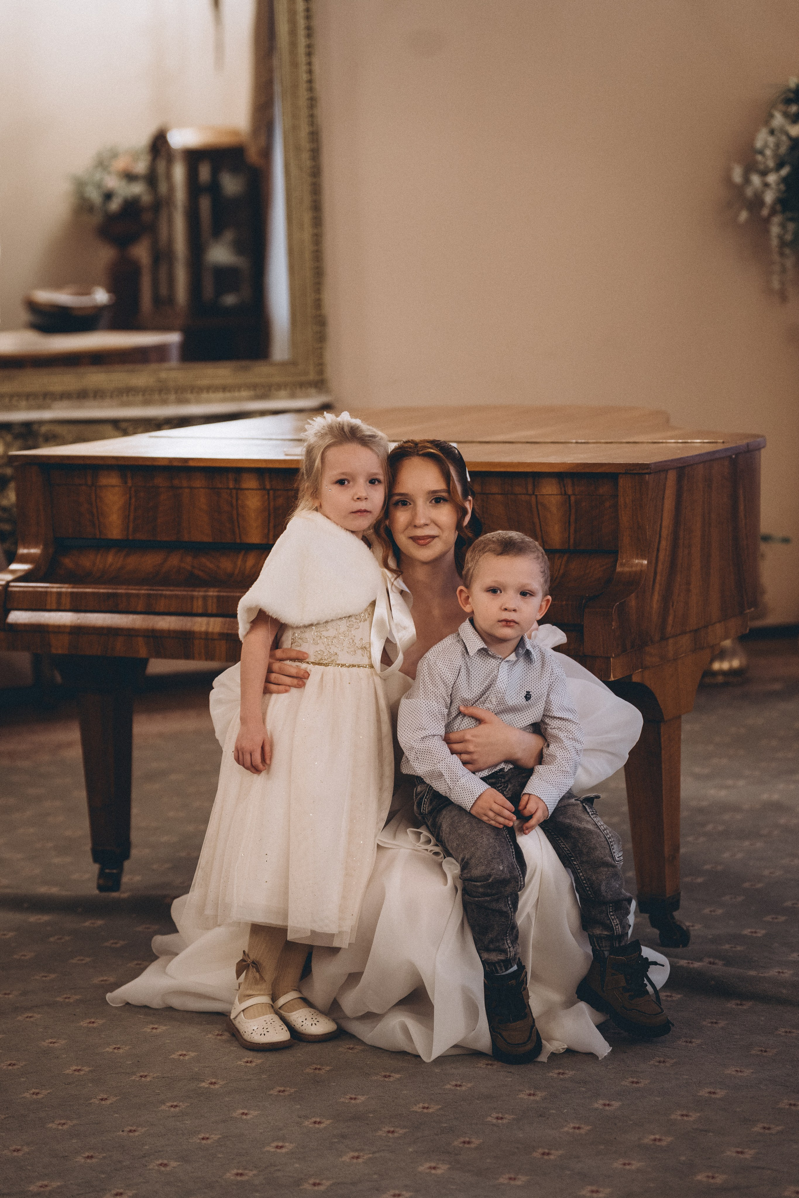 СВАДЕБНАЯ СЬЕМКА ВО ВТОРОМ ДВОРЦЕ С ГОСТЯМИ И ПРОГУЛКА В ТАВРИЧЕСКОМ САДУ. Профессиональный фотограф, Санкт-Петербург — Виктория Богомолова