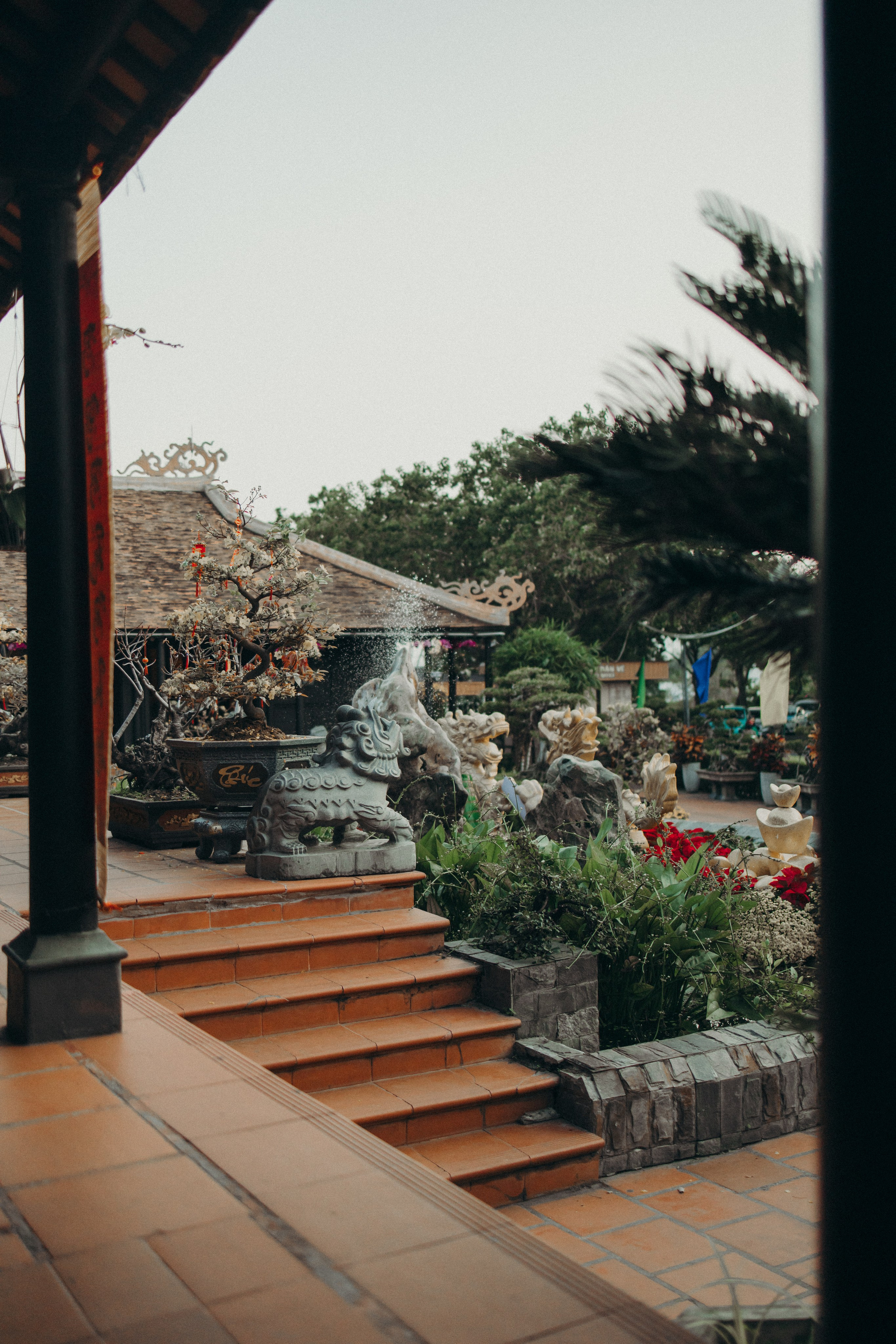 Кристина (Каменный сад Хон Чонг, Нячанг). Фотограф Астана. Индивидуальные, парные и семейные фотосессии