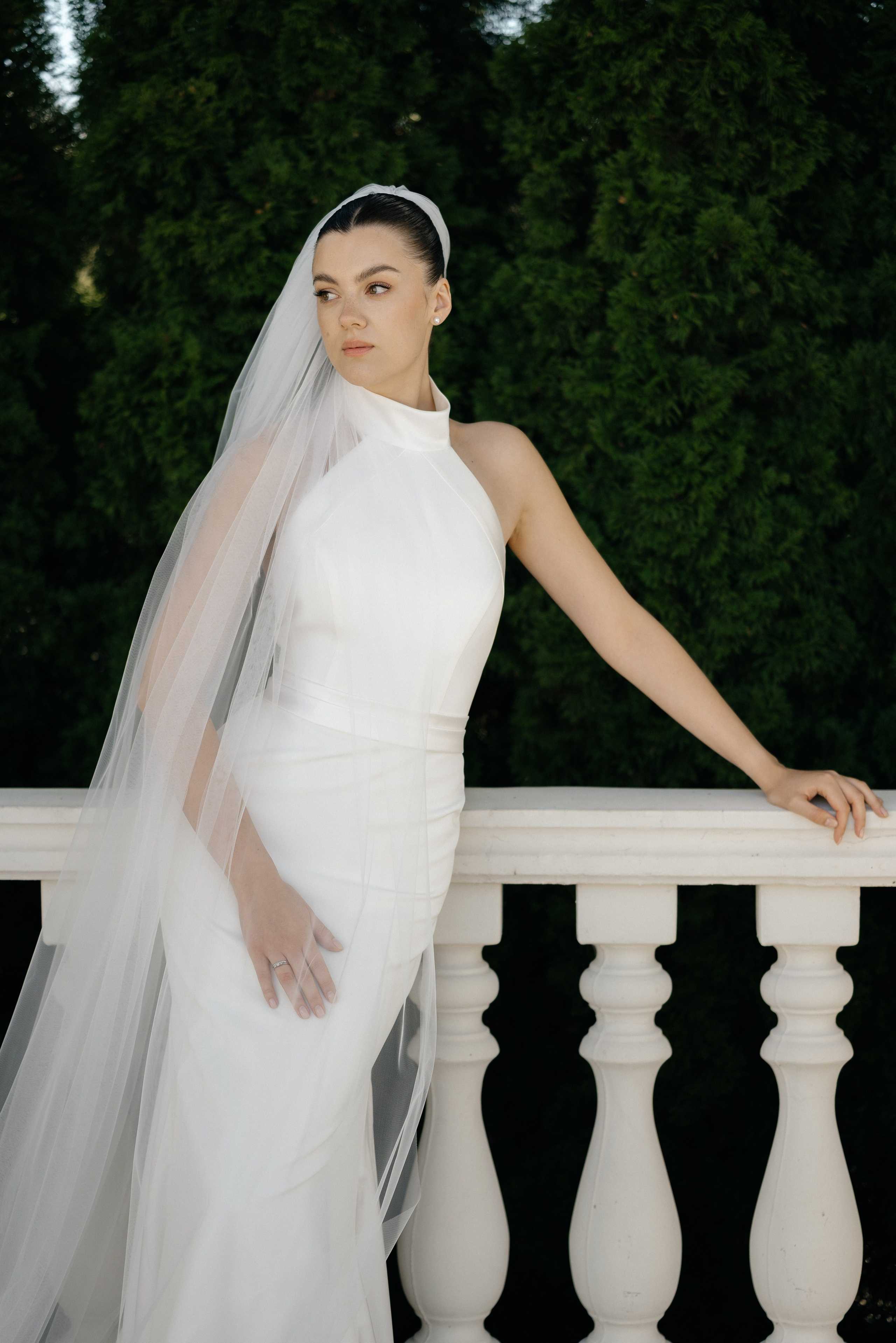 Wedding day in VERSAL PARK. Wedding PHOTOGRAPHER Andrew Vnukov