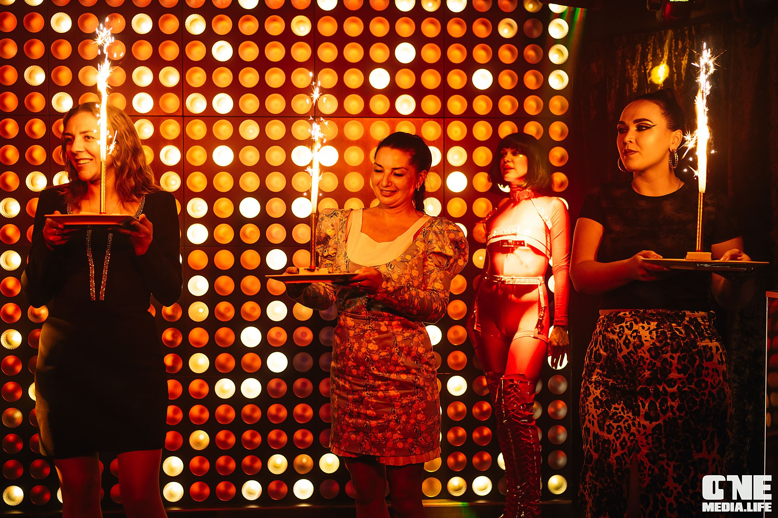 Фоторепортаж из караоке-клуба Эйфория. One Media Life: фоторепортажи, фотоотчеты с мероприятий и заведений