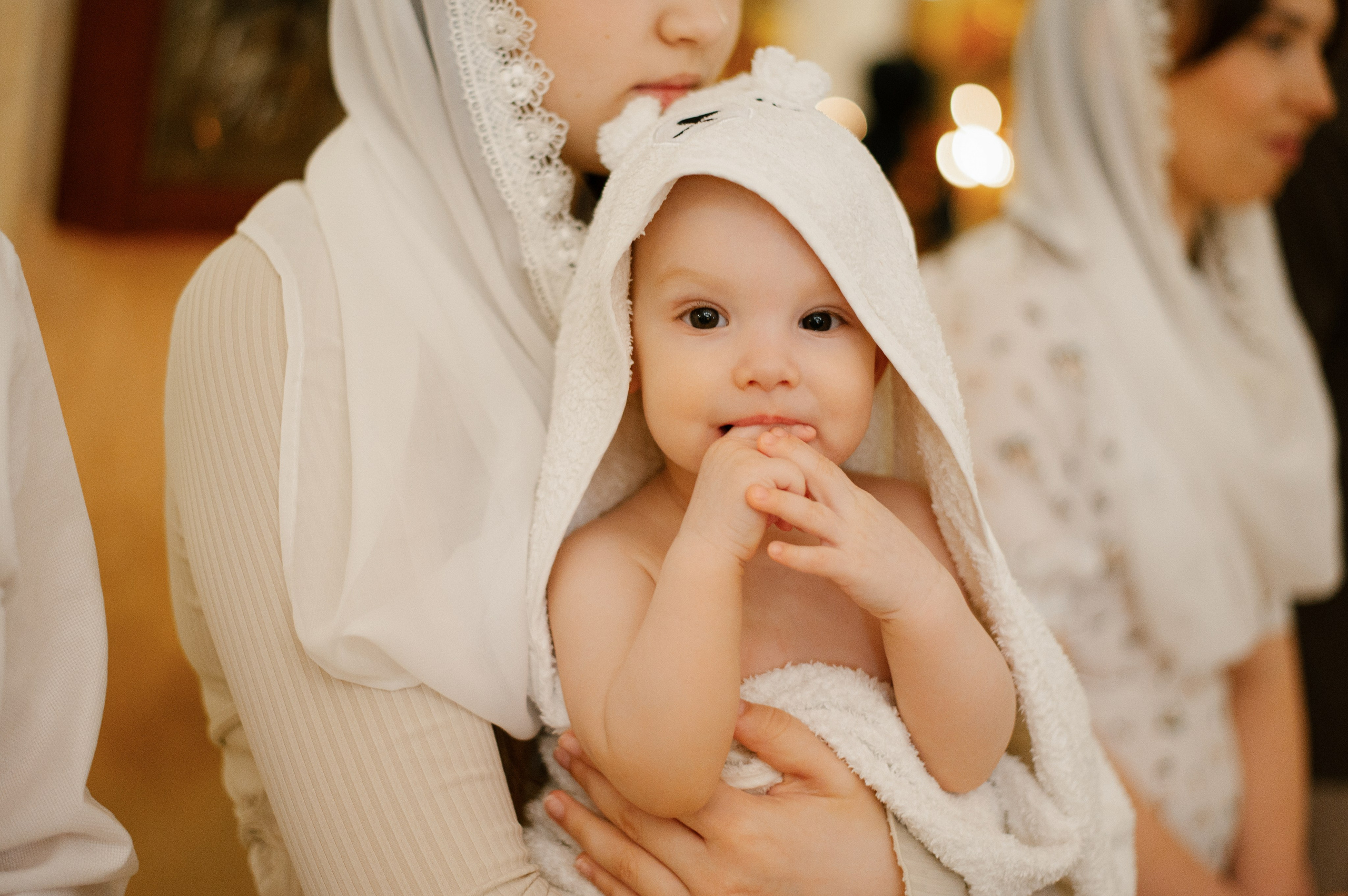 Фотограф на крещение. Фотосессия таинства крещения. Храм блаженной Матроны Московской в Дмитровском. Семейный и свадебный фотограф в Москве Татьяна Николаева