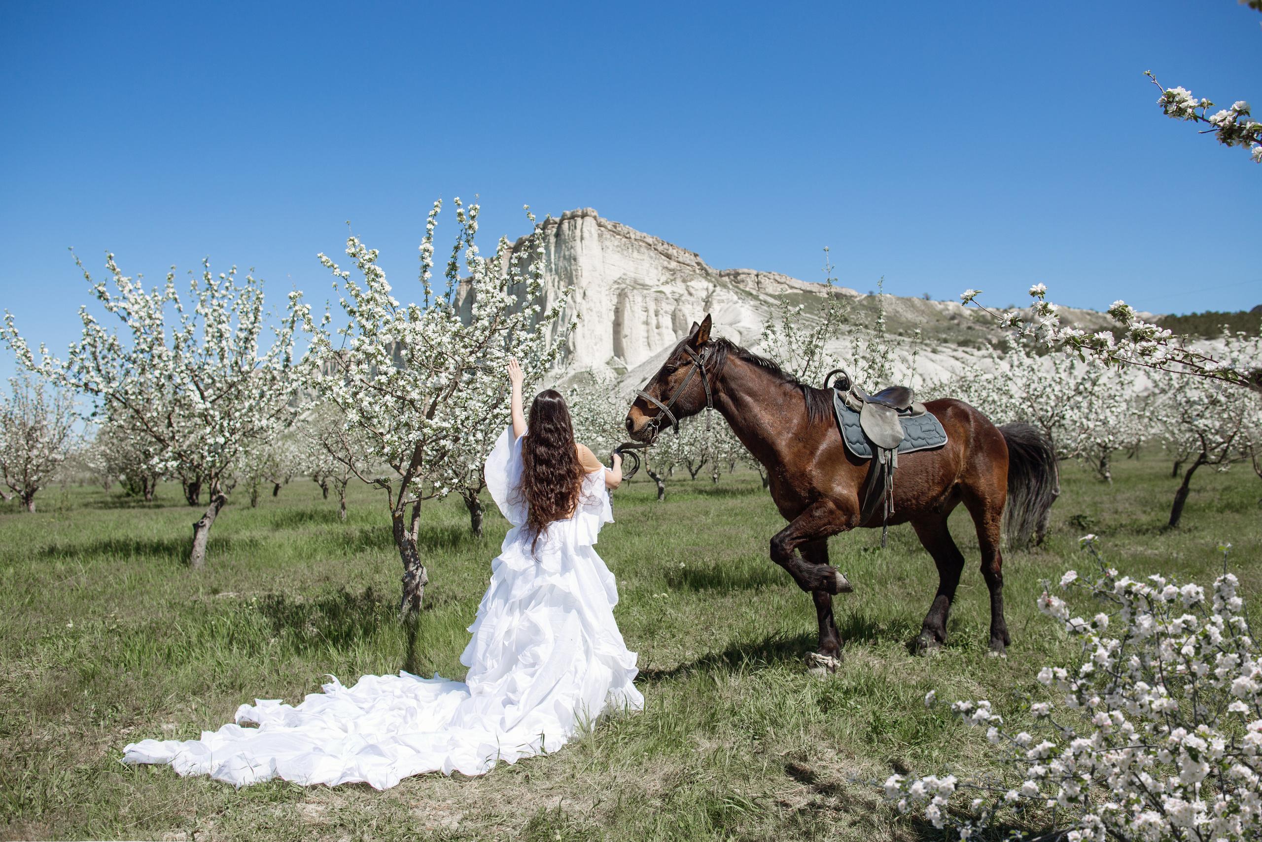 Фотосессия Людмилы в яблоневом саду. Фотограф Анапа, Краснодарский Край, Крым