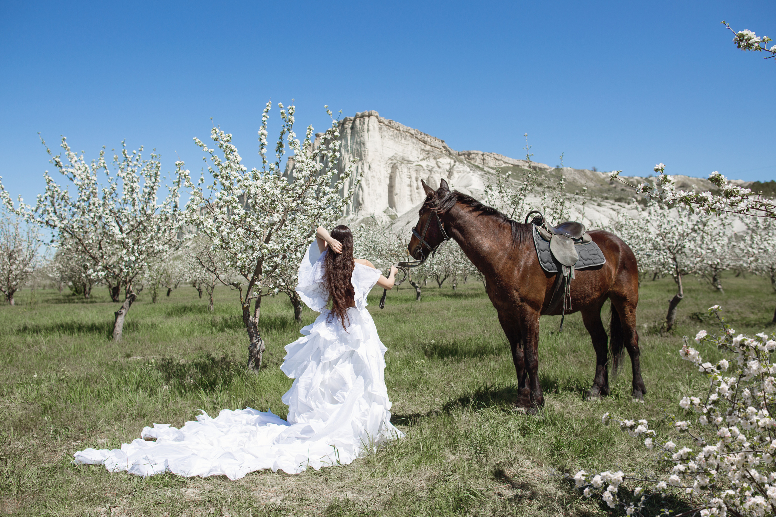 Фотосессия Людмилы в яблоневом саду. Фотограф Анапа, Краснодарский Край, Крым