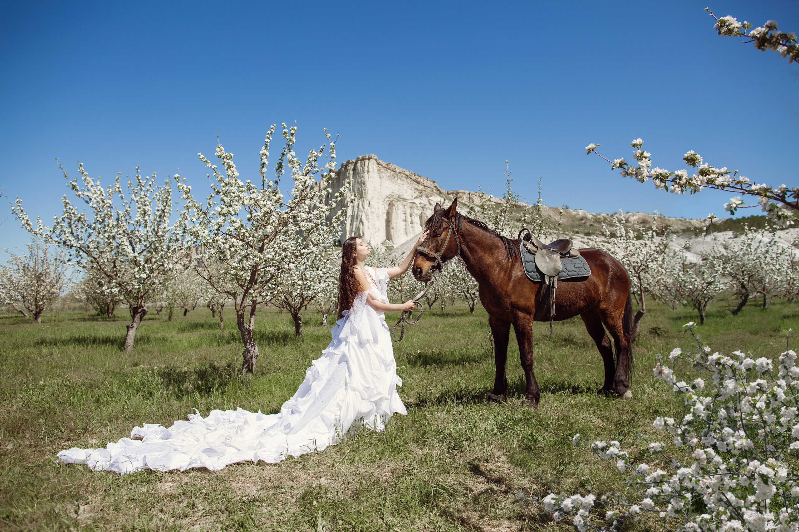 Фотосессия Людмилы в яблоневом саду. Фотограф Анапа, Краснодарский Край, Крым