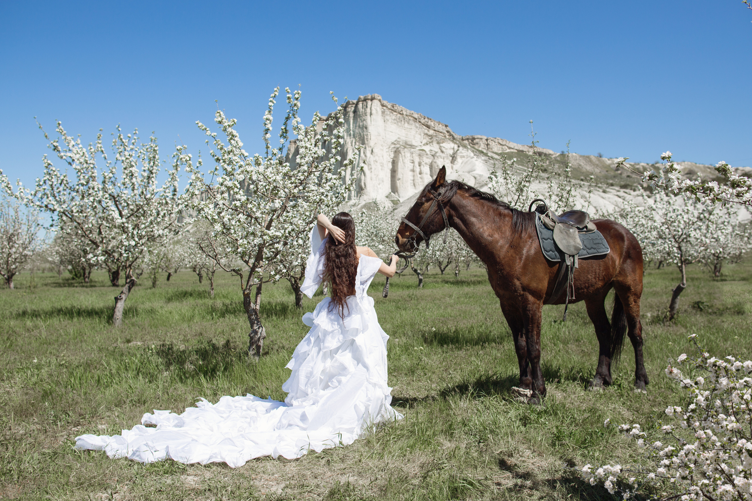 Фотосессия Людмилы в яблоневом саду. Фотограф Анапа, Краснодарский Край, Крым