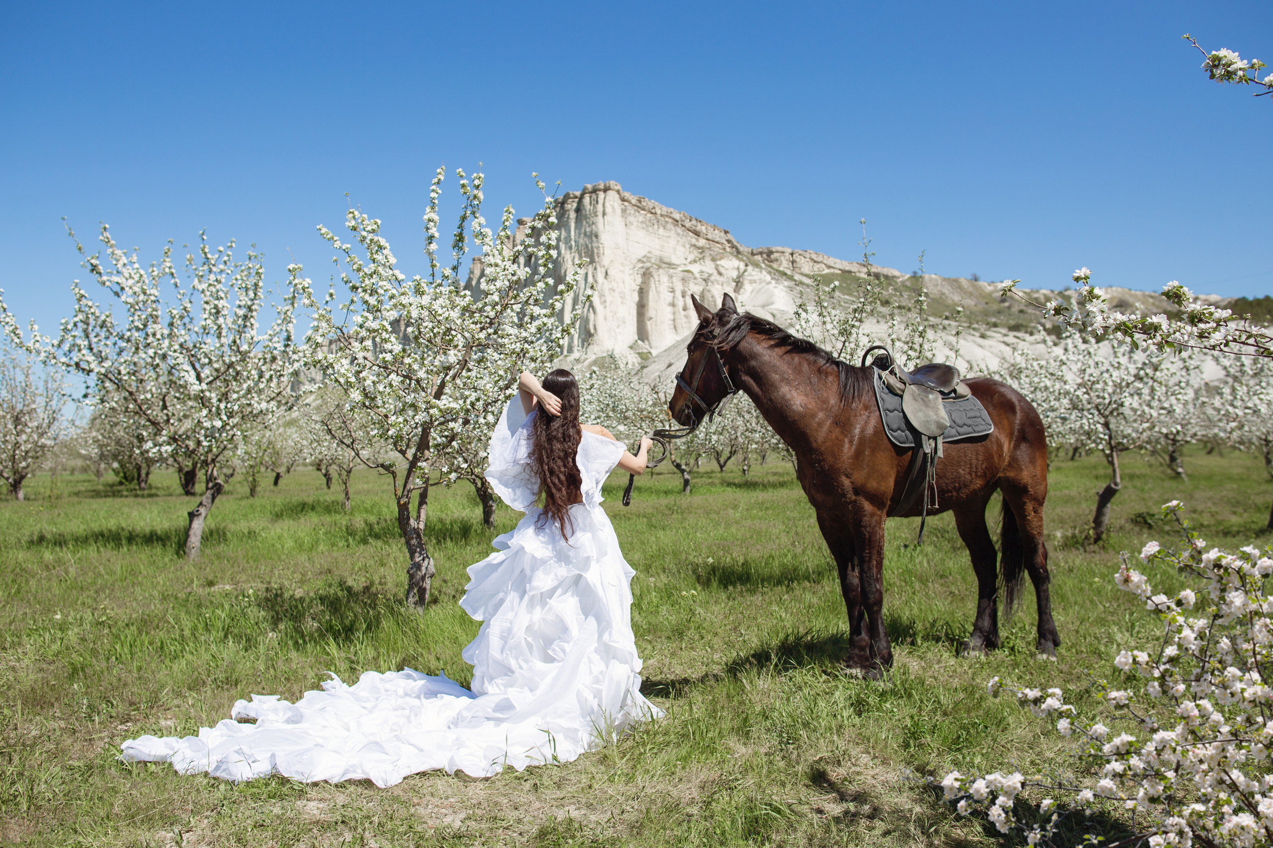 Фотосессия Людмилы в яблоневом саду. Фотограф Анапа, Краснодарский Край, Крым