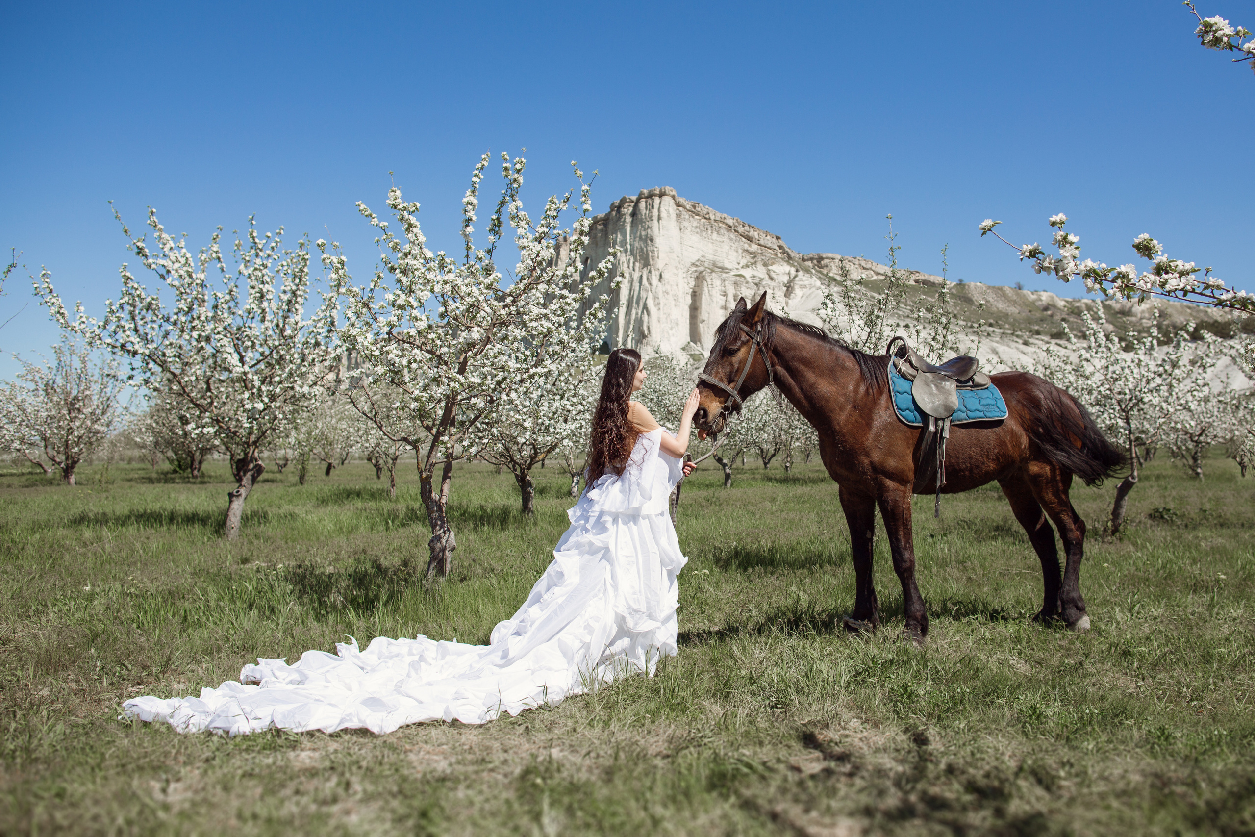 Фотосессия Людмилы в яблоневом саду. Фотограф Анапа, Краснодарский Край, Крым