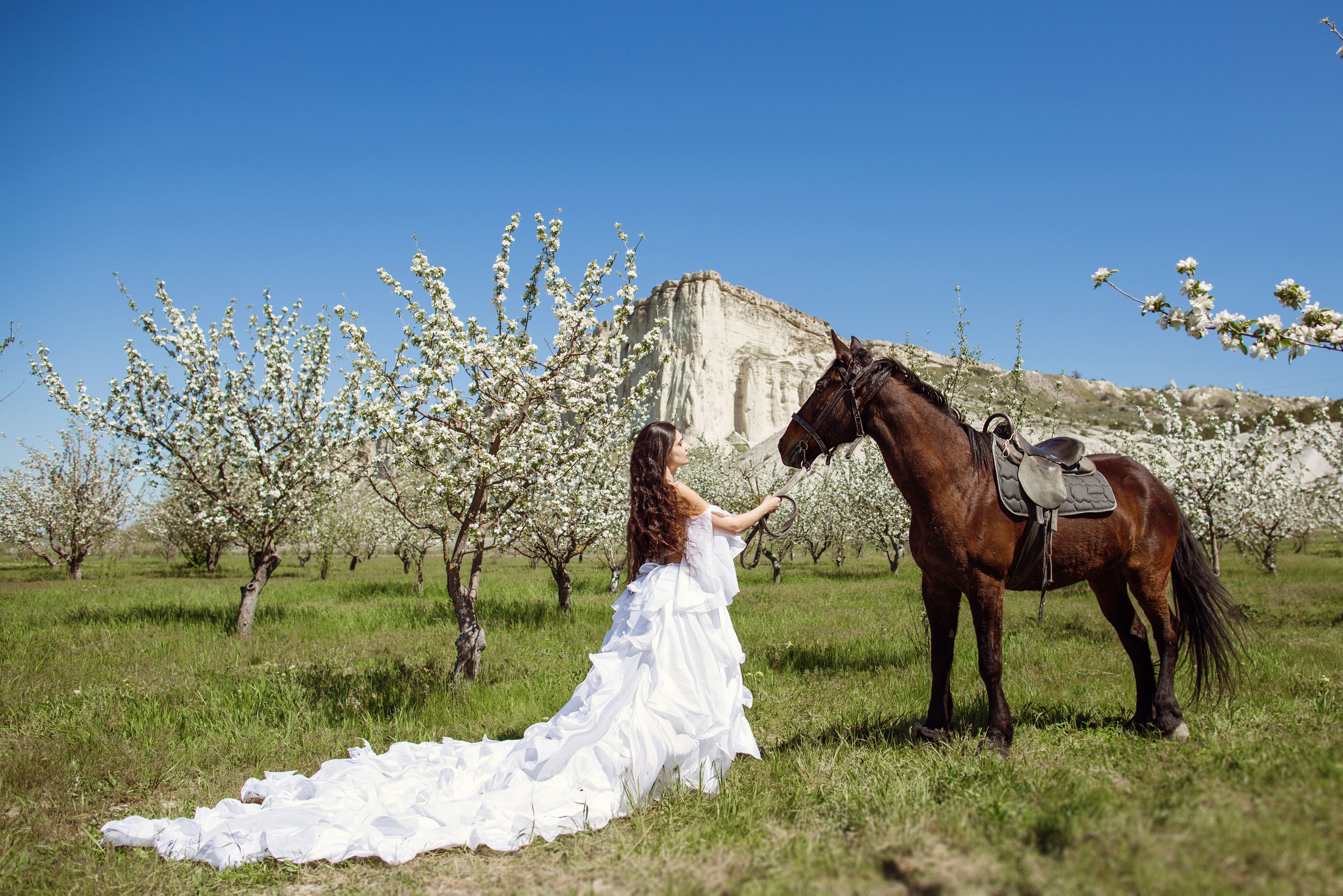 Фотосессия Людмилы в яблоневом саду. Фотограф Анапа, Краснодарский Край, Крым