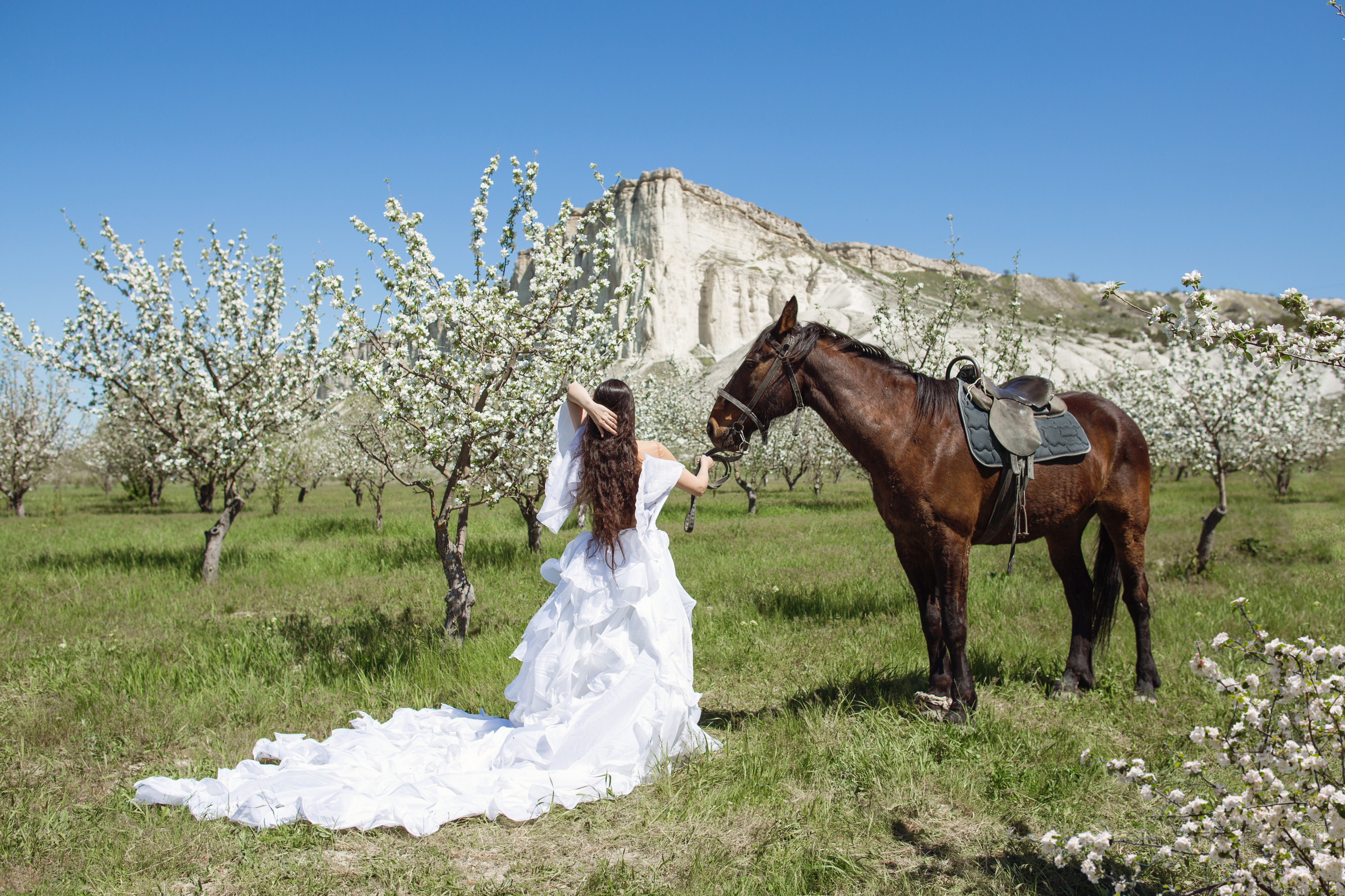 Фотосессия Людмилы в яблоневом саду. Фотограф Анапа, Краснодарский Край, Крым