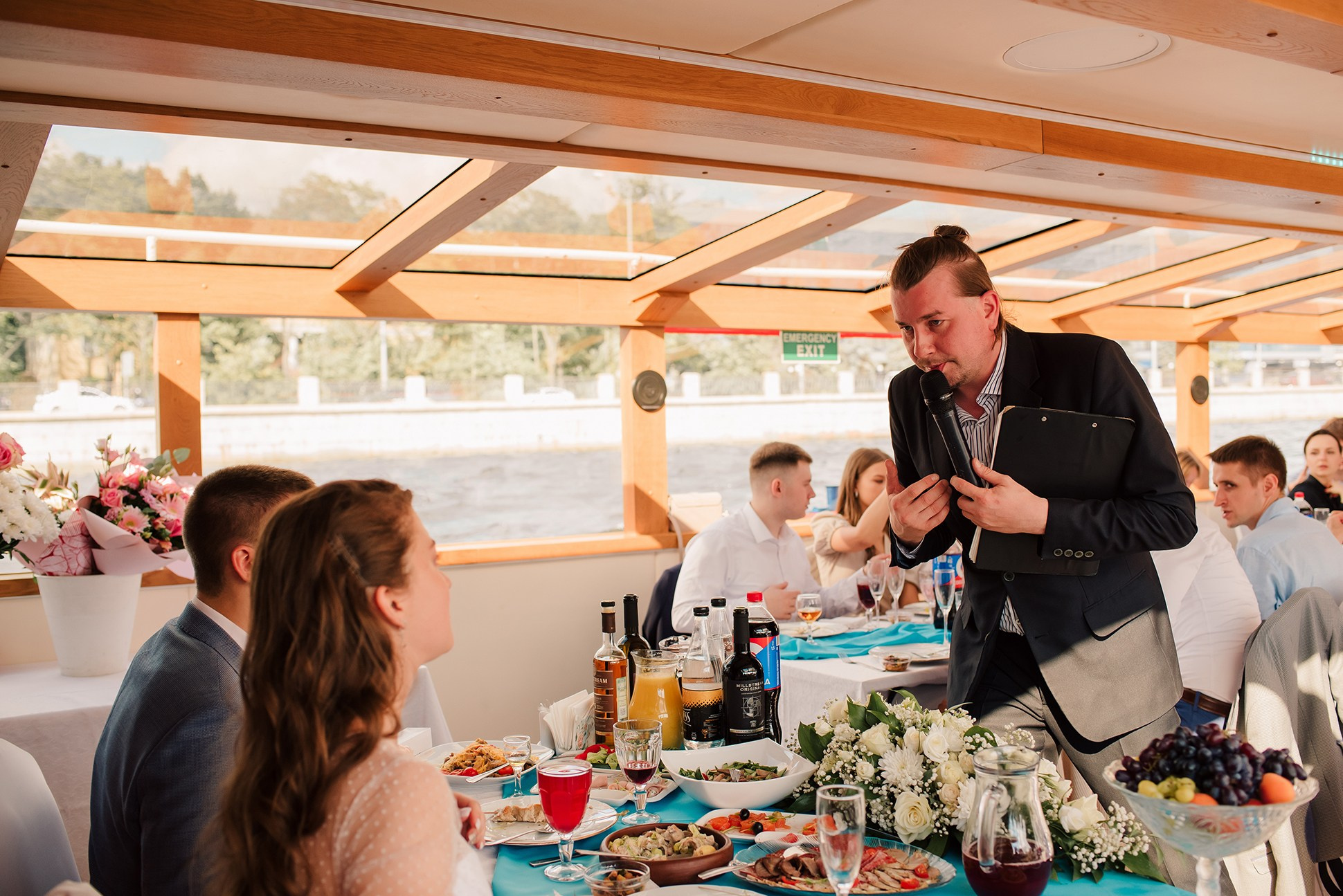 Юля и Андрей. Банкет на воде. Семейный и Свадебный фотограф. Санкт-Петербург. Пушкин