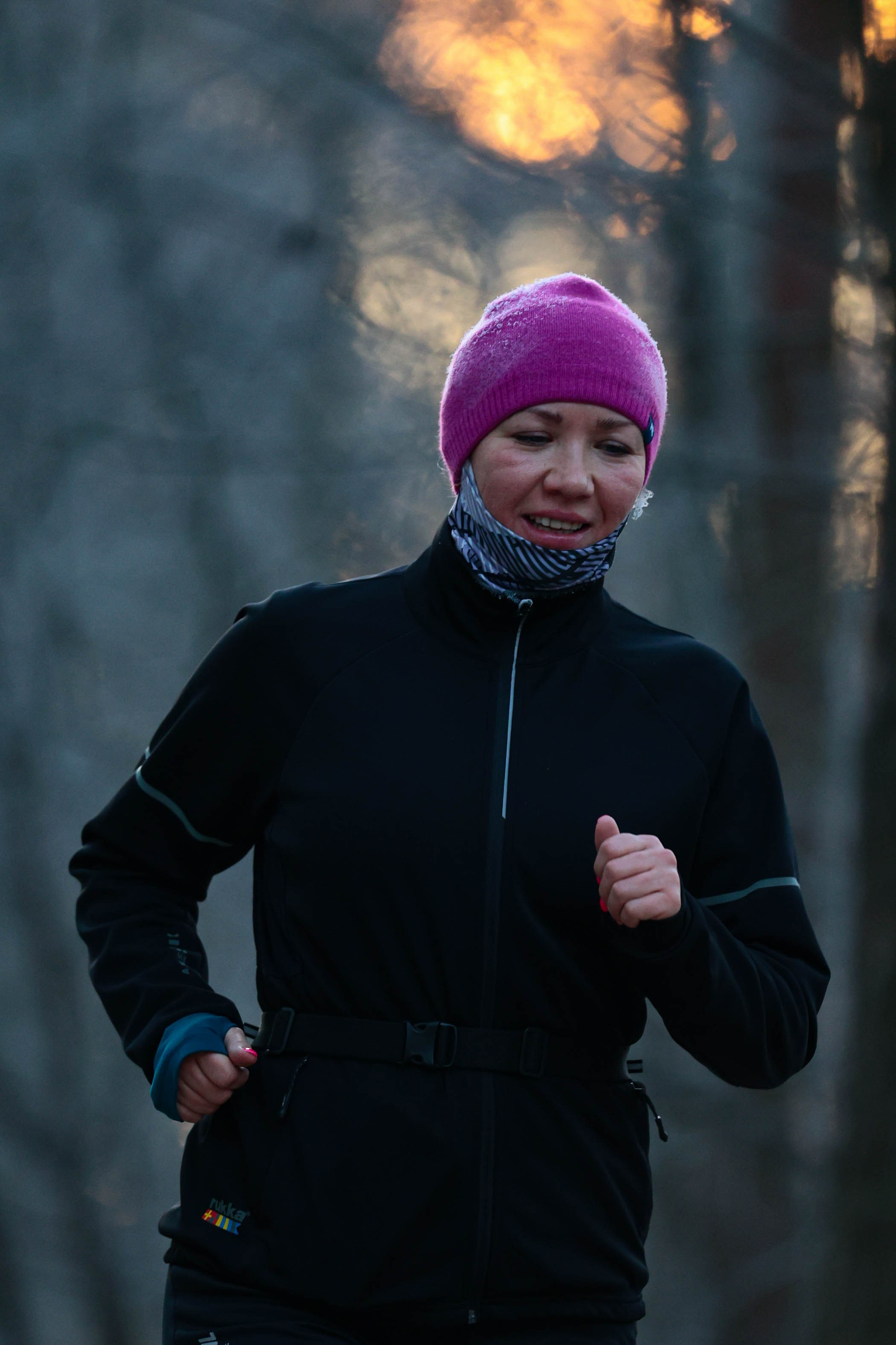 Новогодний марафон «Sosnovka Horse» 2025. Спортивный фотограф в Санкт-Петербурге Илья Vacool