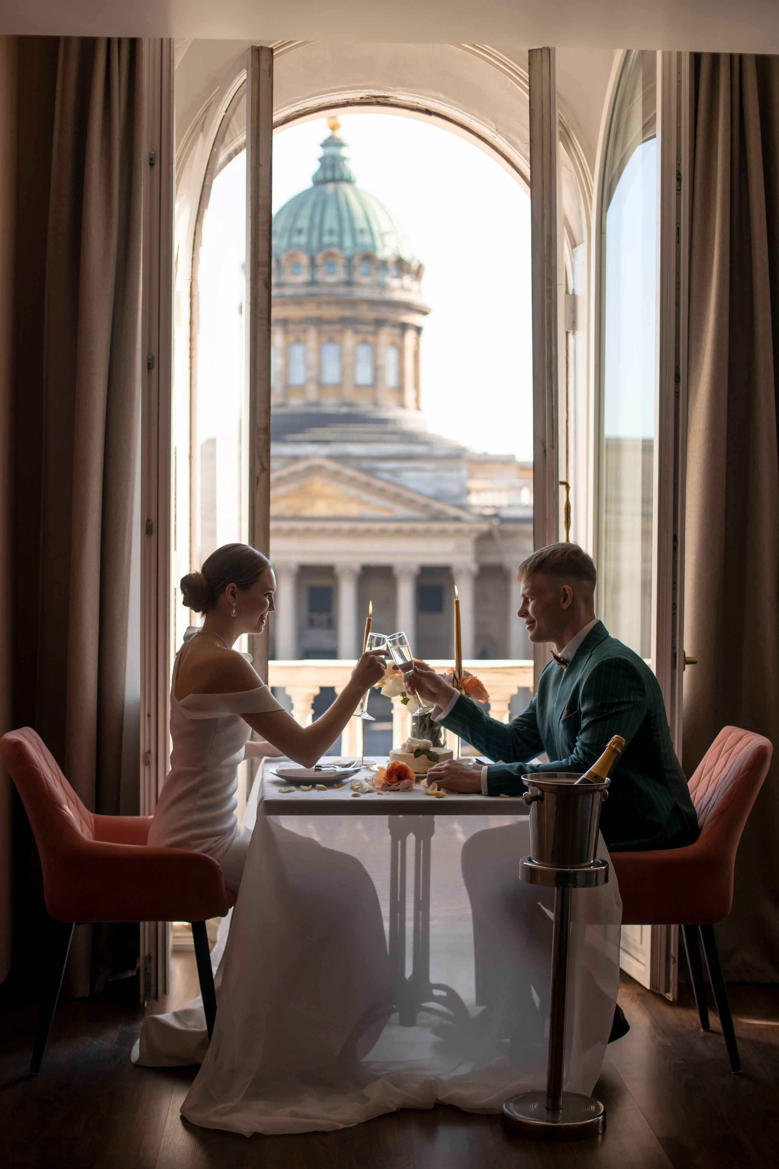 С видом на Казанский собора. Свадебный и семейный фотограф в Москве Диана Левченко