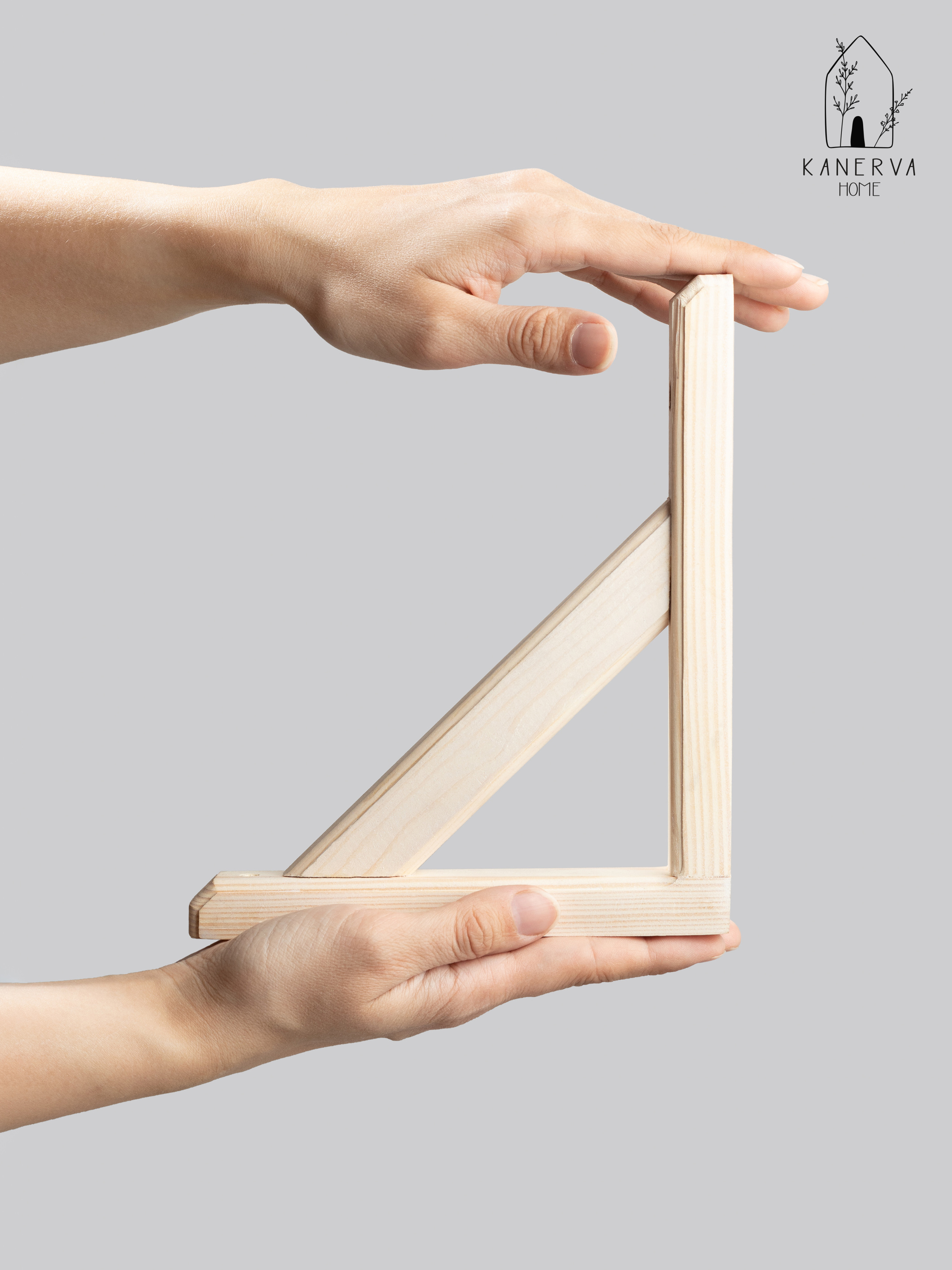 Фото деревянных консолей для полок на вайлдберриз. Предметный фотограф Северова Екатерина | Профессиональная предметная съёмка фото и видео в Санкт-Петербурге