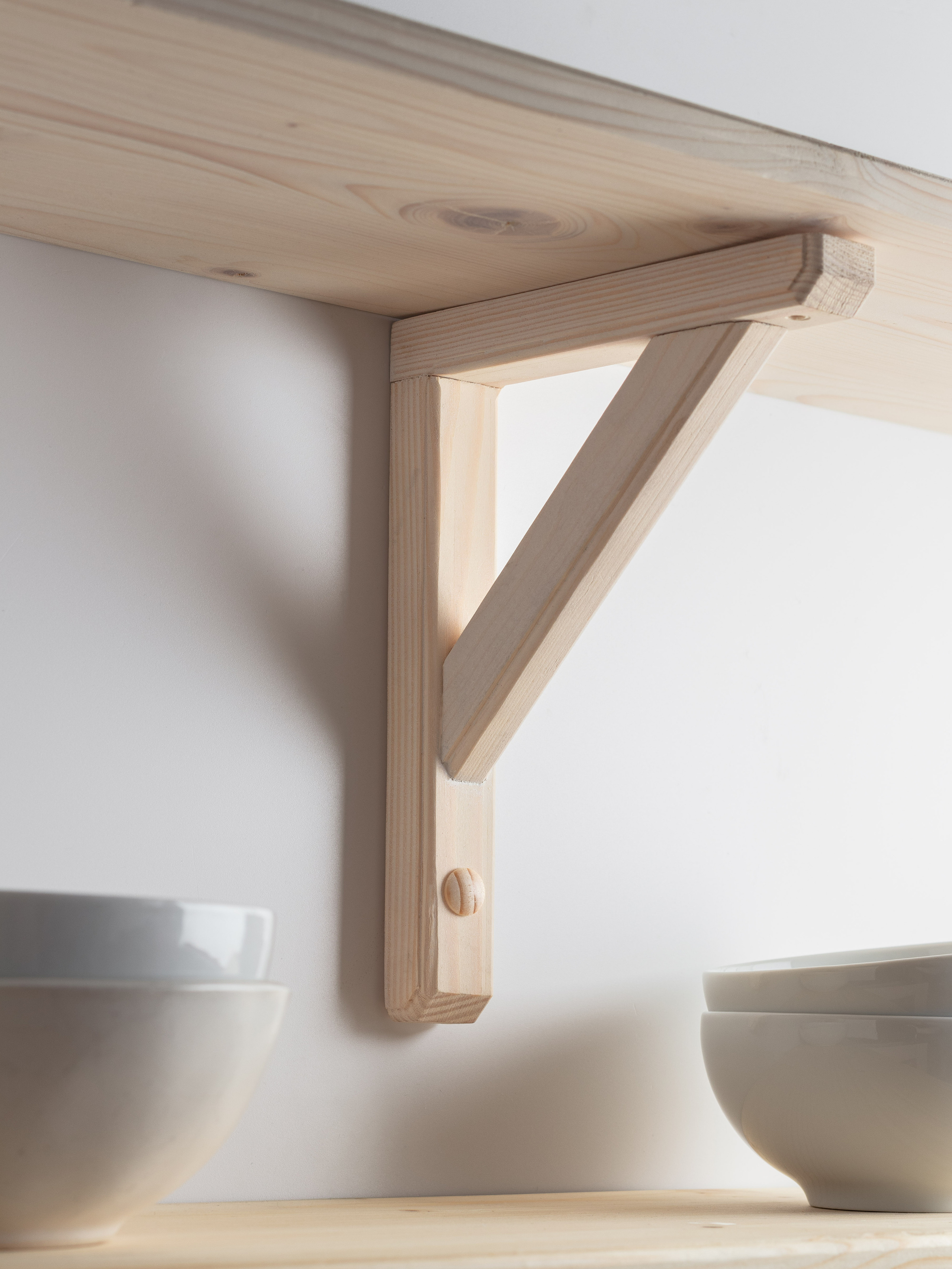 Фото деревянных консолей для полок на вайлдберриз. Предметный фотограф Северова Екатерина | Профессиональная предметная съёмка фото и видео в Санкт-Петербурге