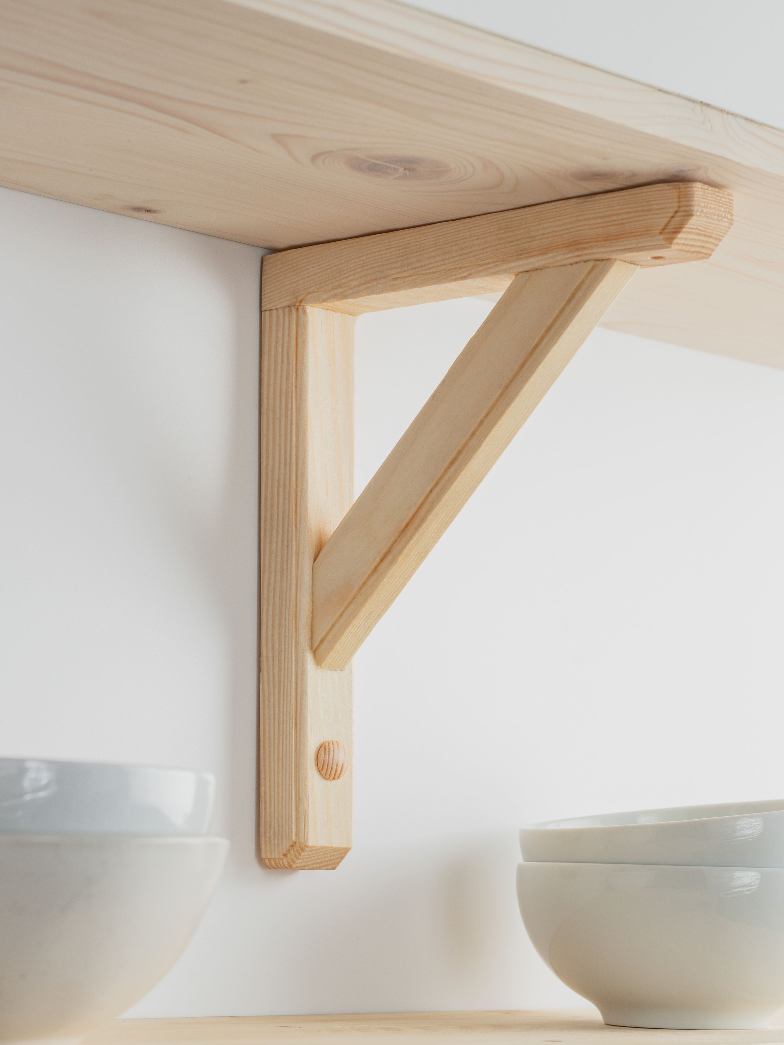 Фото деревянных консолей для полок на вайлдберриз. Предметный фотограф Северова Екатерина | Профессиональная предметная съёмка фото и видео в Санкт-Петербурге