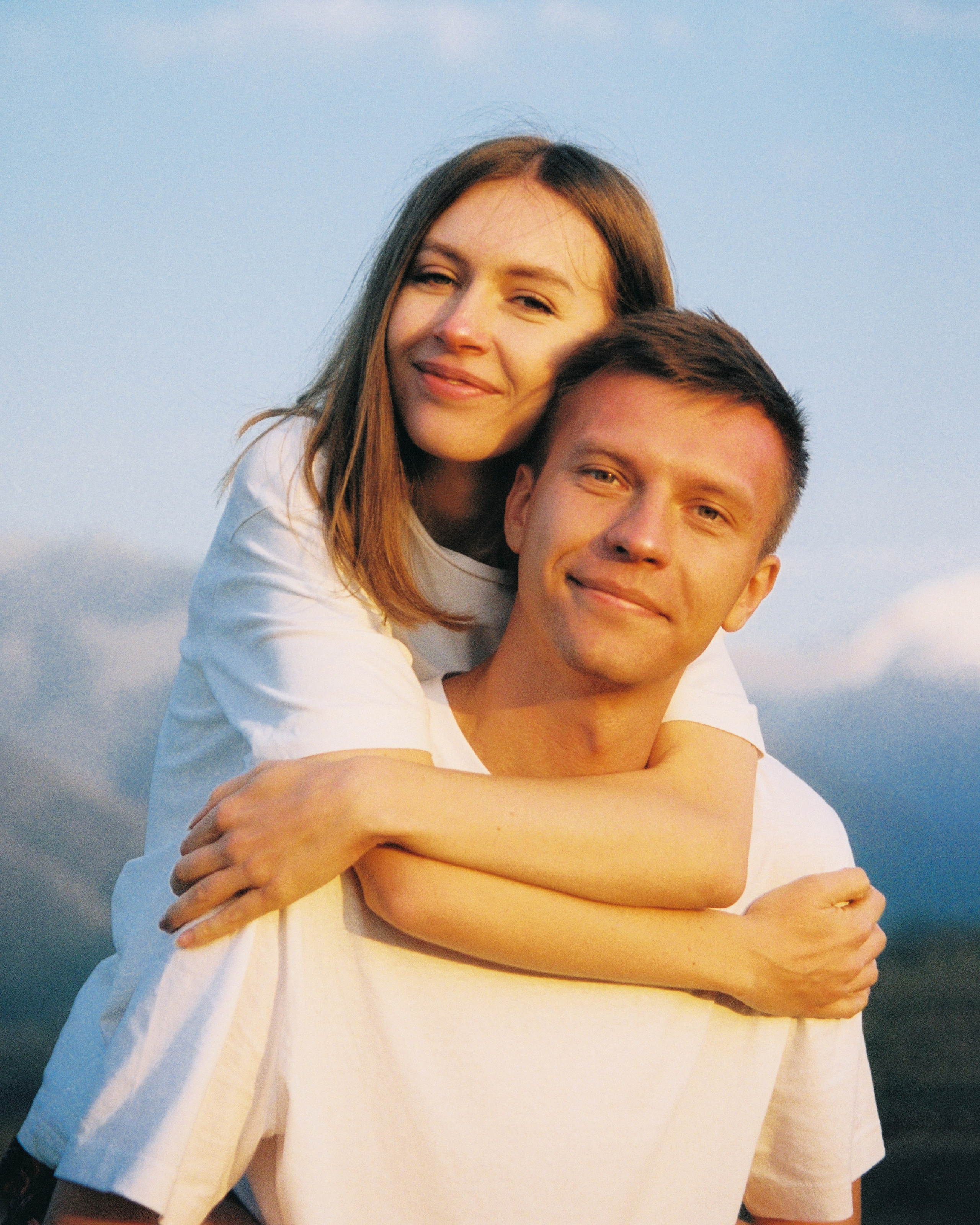 СЕГОДНЯ БУРИ НЕЖНЫ. Главная