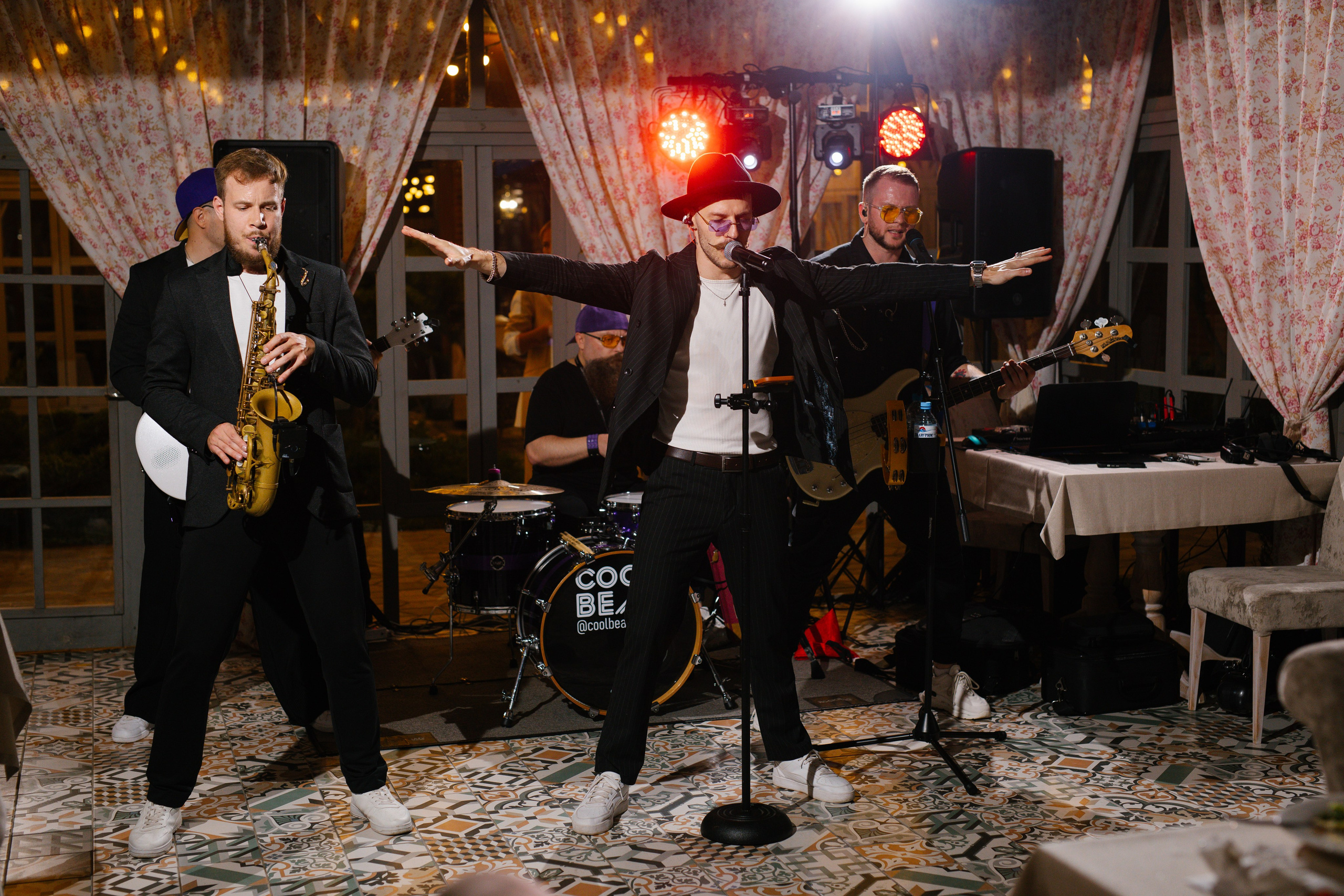 11 класс, ресторан «Шодо»