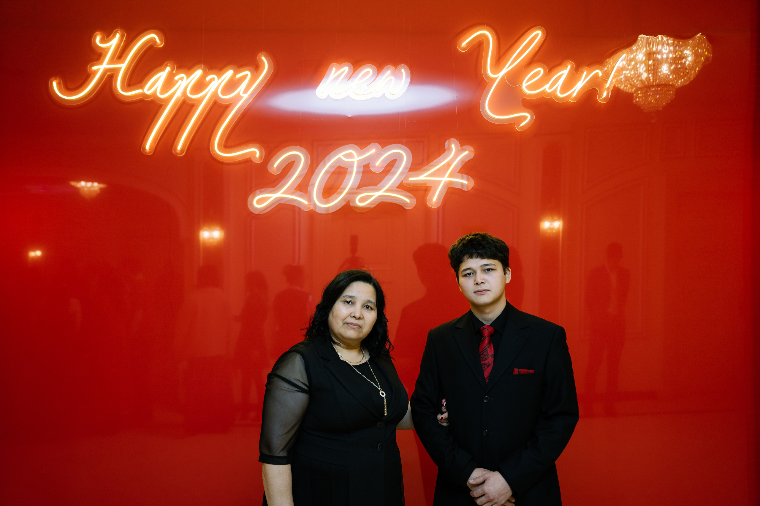 Корпоратив Allure 2023. Репортажный фотограф в Астане — Диана Калтаева, портретный фотограф