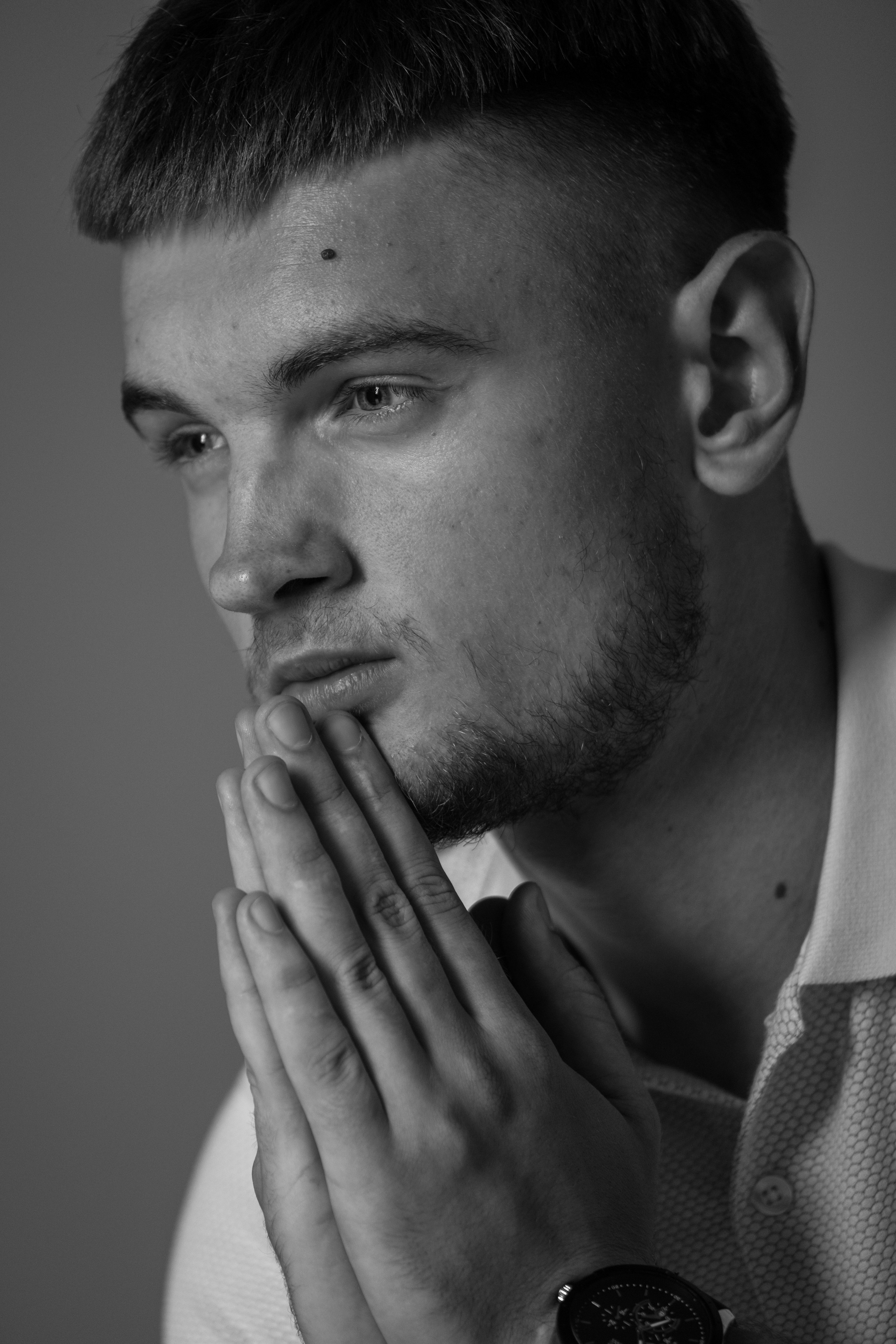 Владимир. Профессиональная фотосъемка в Крыму. Натуральные эмоции и живые кадры. Забронируйте дату прямо сейчас!