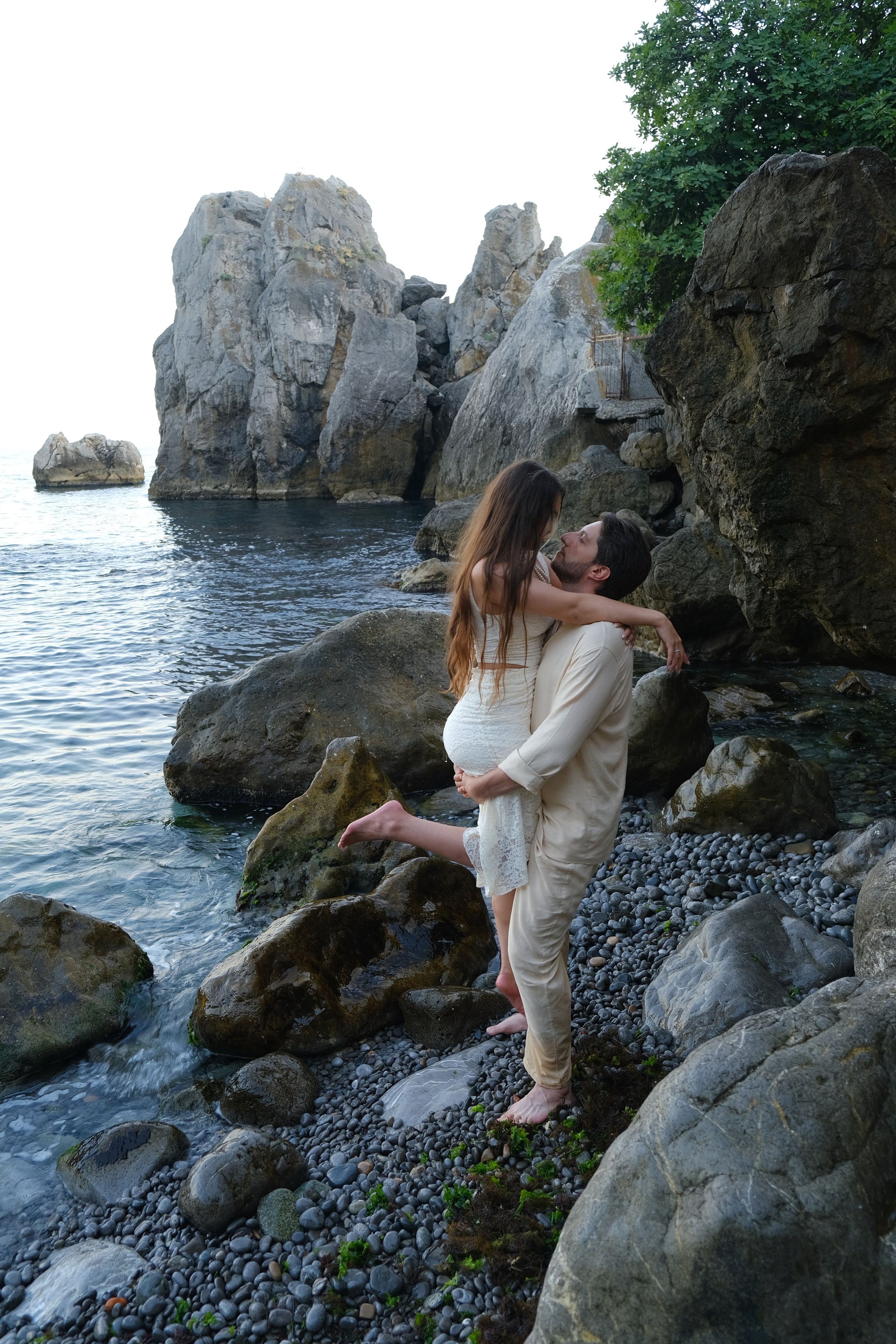 Вайб. Профессиональная фотосъемка в Крыму. Натуральные эмоции и живые кадры. Забронируйте дату прямо сейчас!