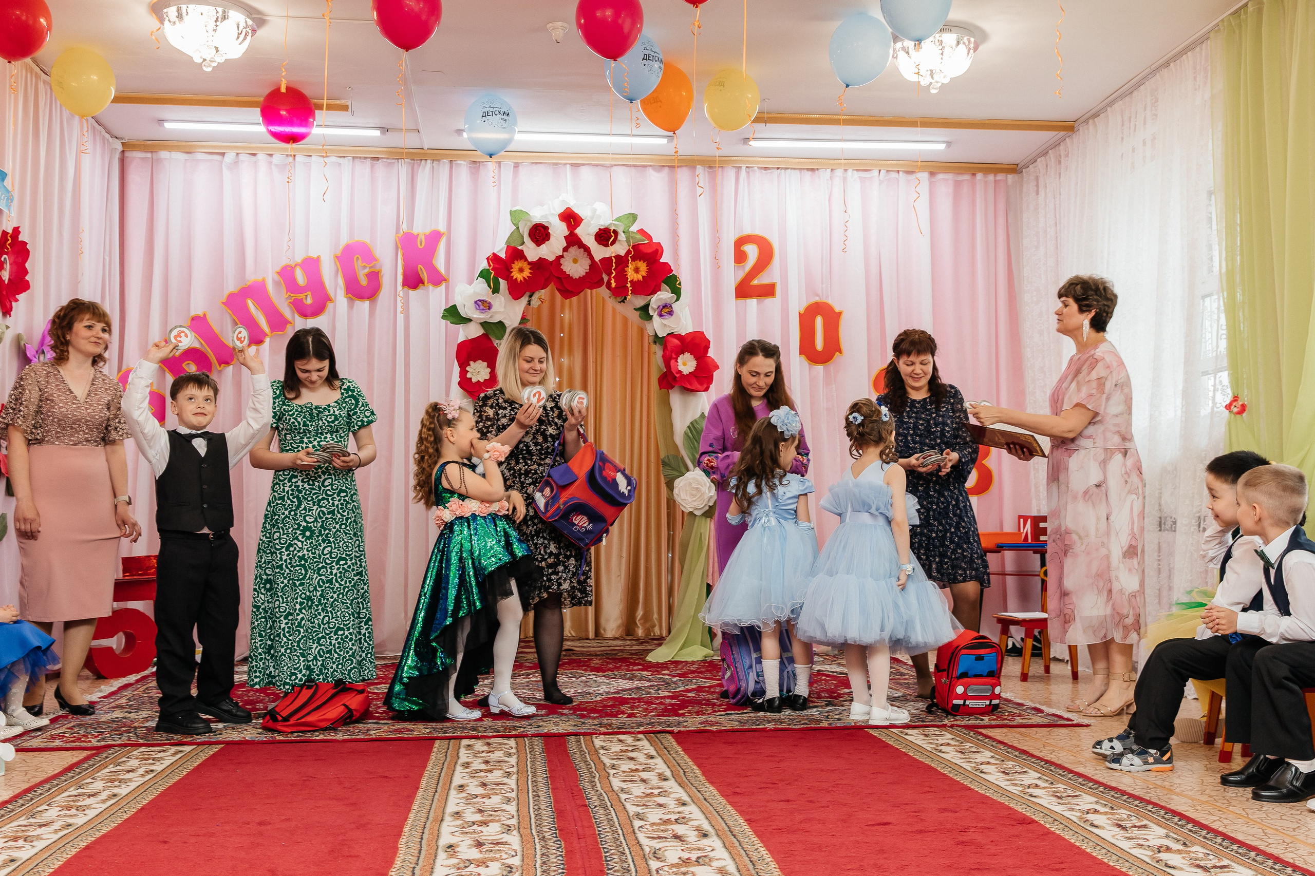 Выпускной Солнышко 2023. Воронистая Анастасия. Фотограф Якутия, Томпонский район