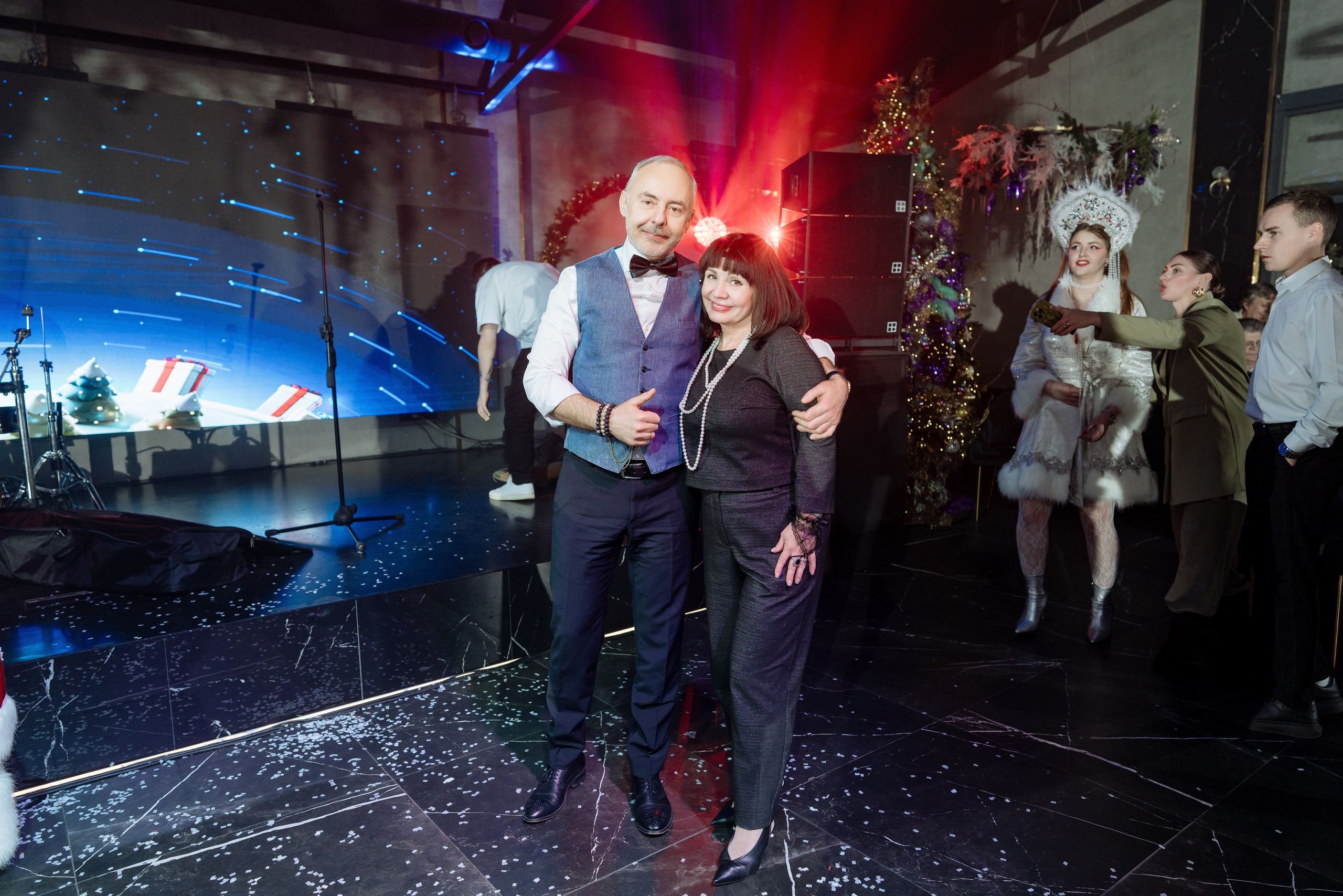 Альбион Тур