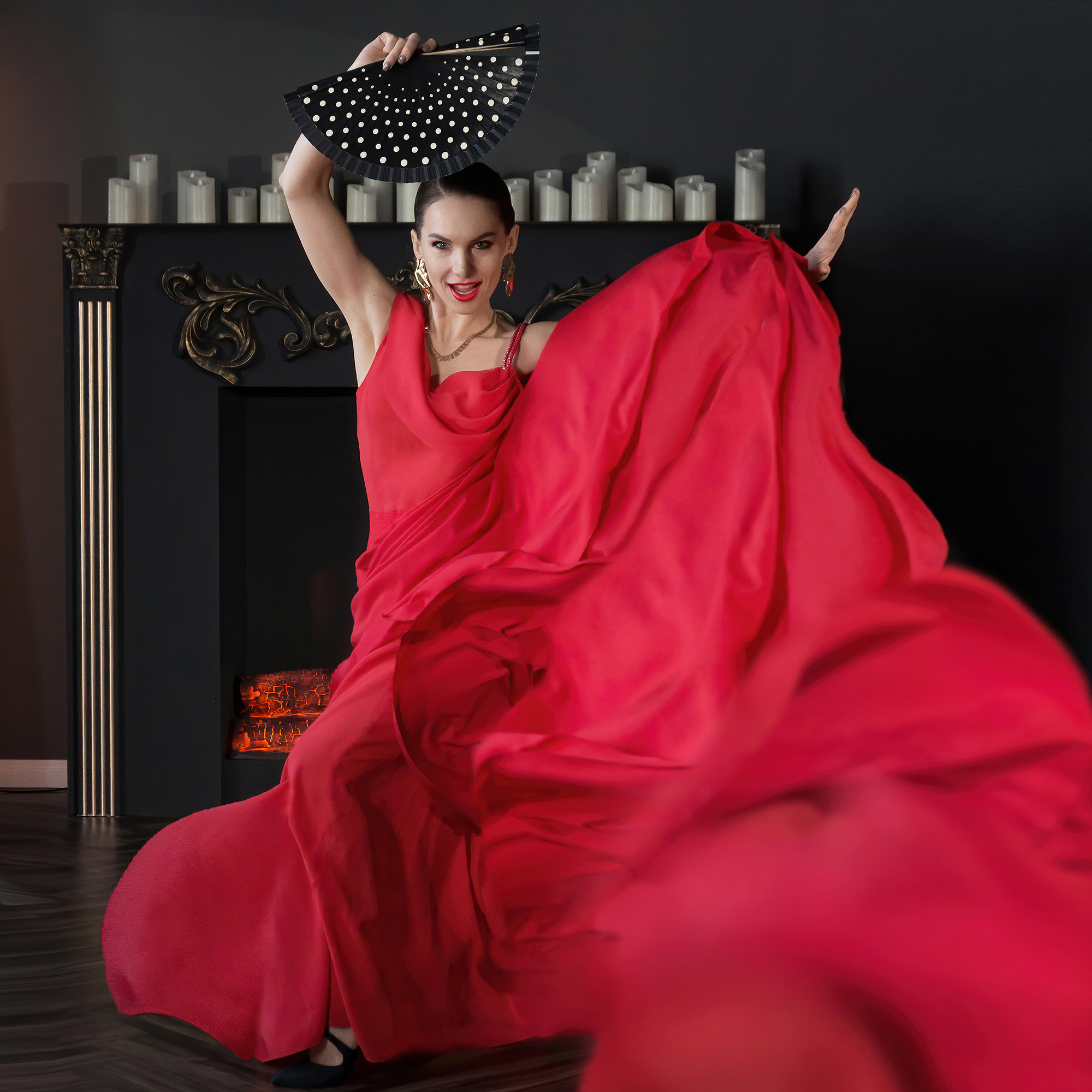 Танцовщица фламенко в красном платье. Страсть, экспрессия, вызов. Арт-фотография в Хабаровске