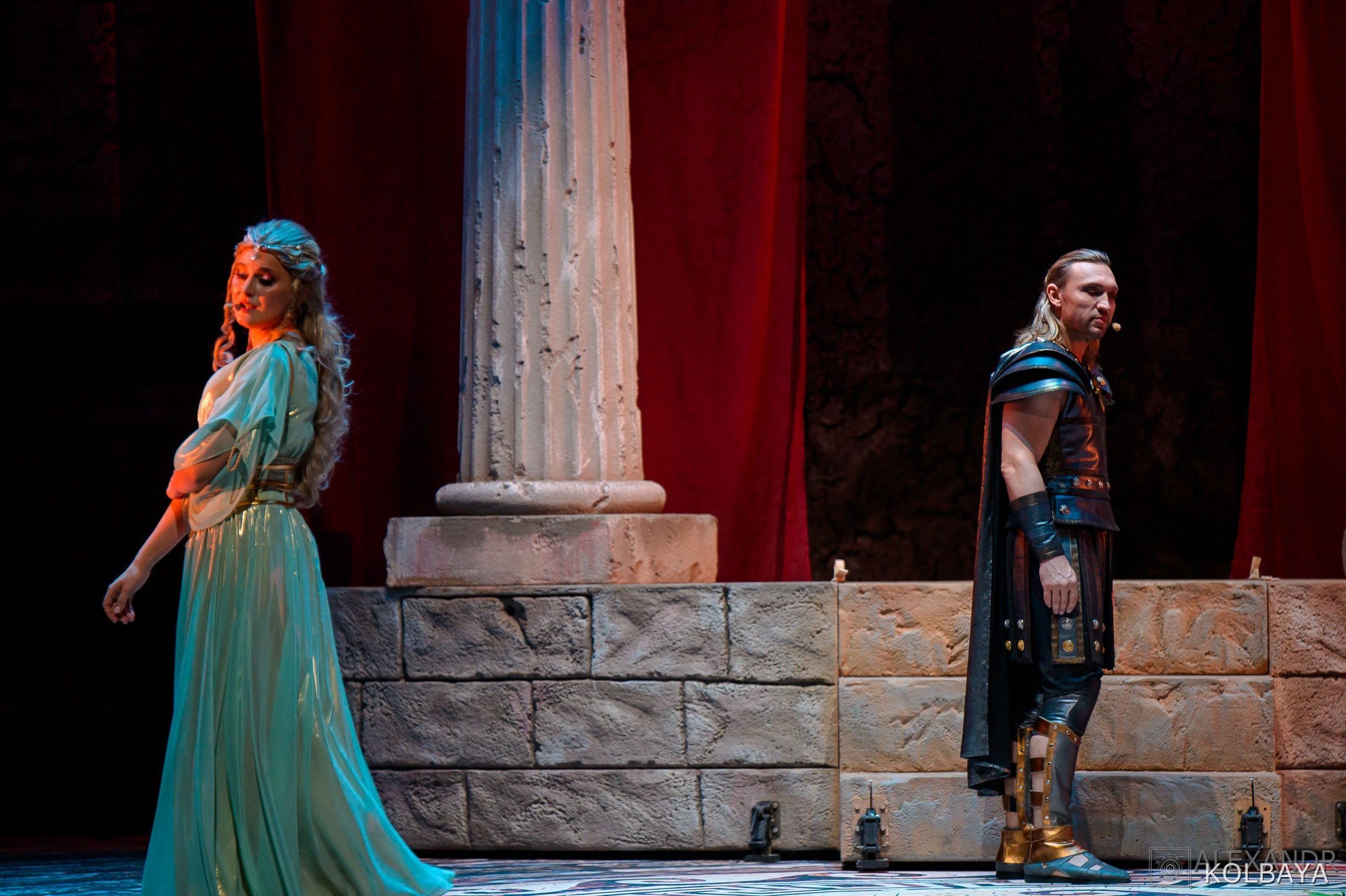 Фоторепортаж со спектакля Гладиатор в Театре Терезы Дуровой. Концертный и театральный репортажный фотограф в Москве Александр Колбая