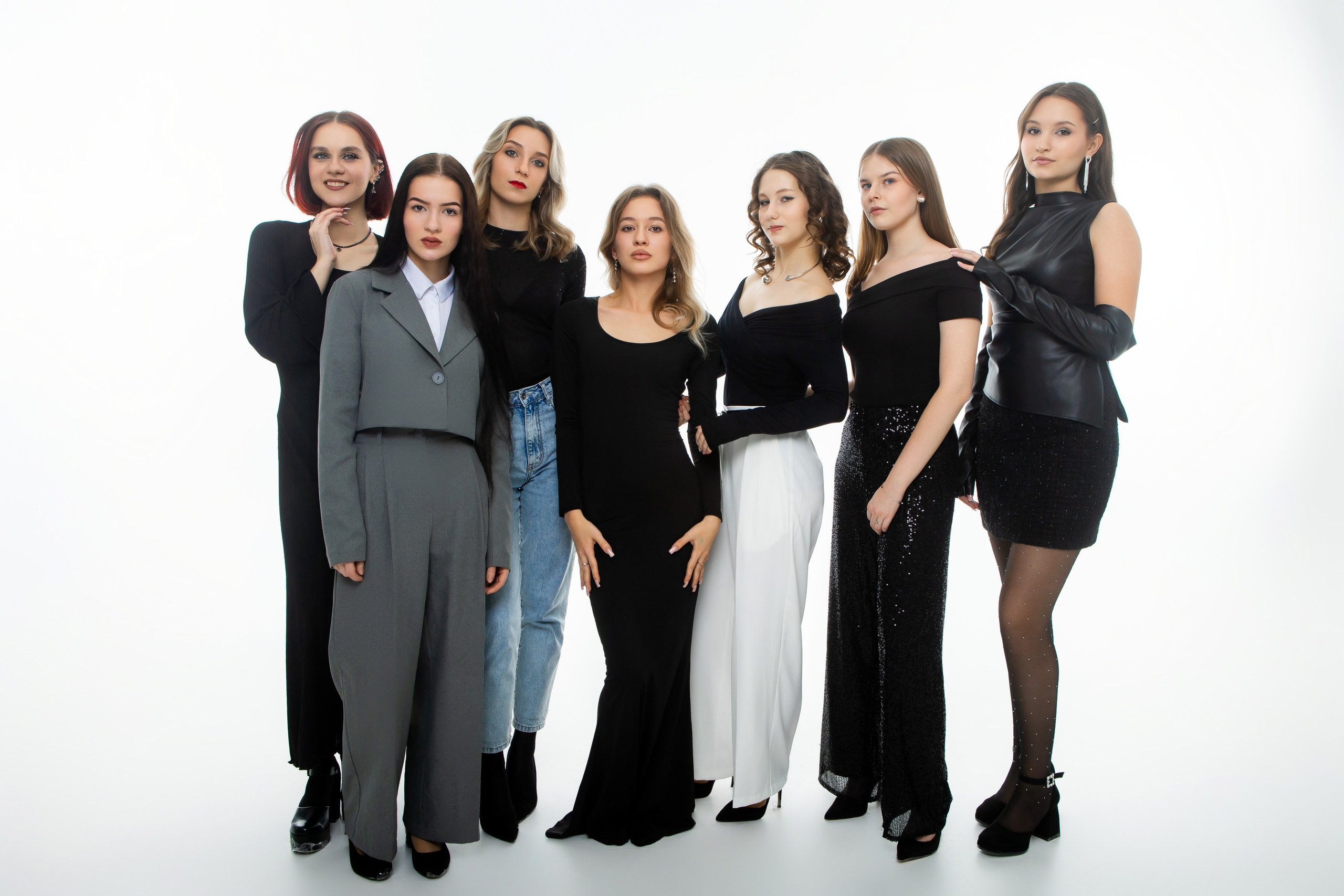 Студия Гимназия 12 11 А 2024 г. Свадебный и портретный Фотограф в Липецке Дмитрий Котюков